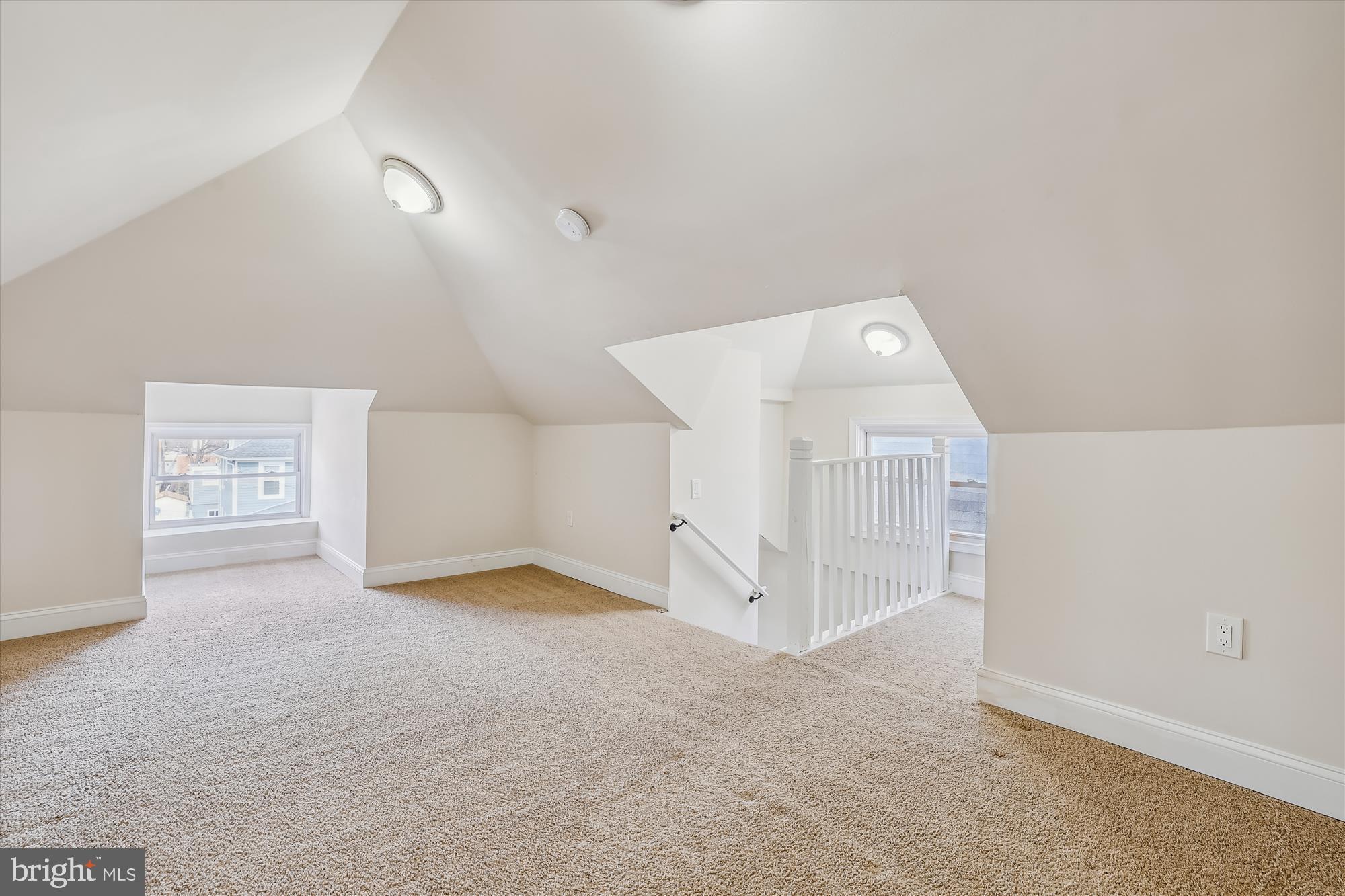 ROGERS & PHILLIPS - Residential