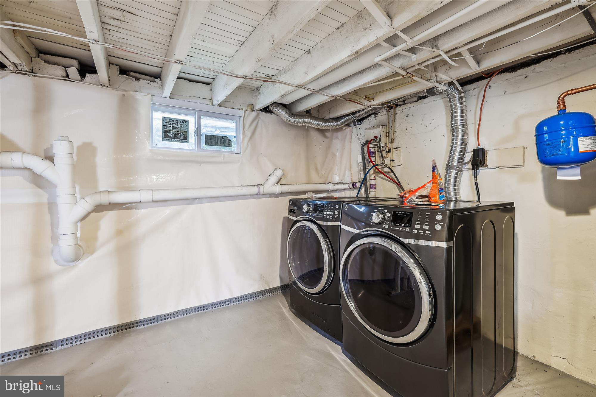 ROGERS & PHILLIPS - Residential