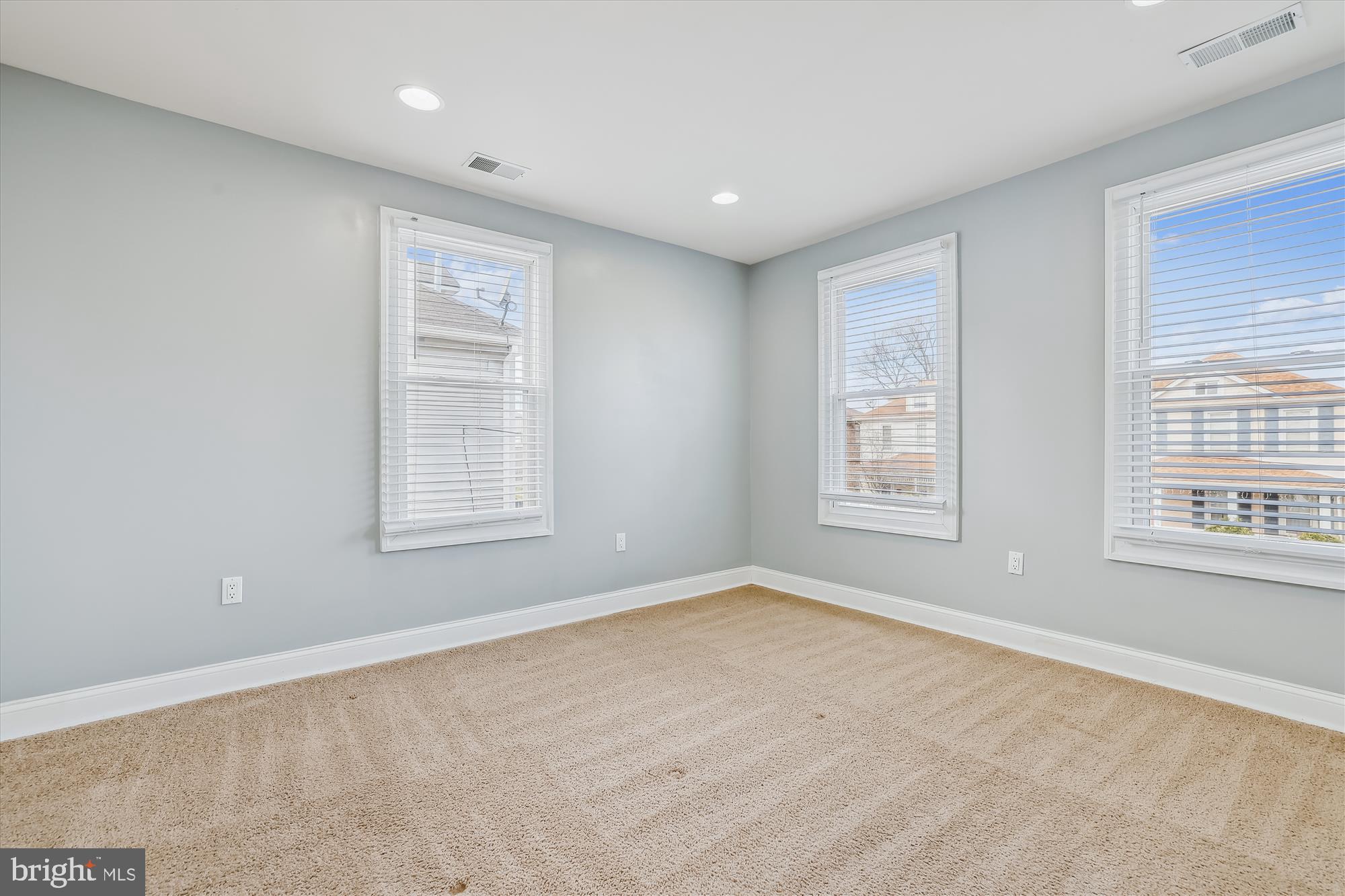 ROGERS & PHILLIPS - Residential