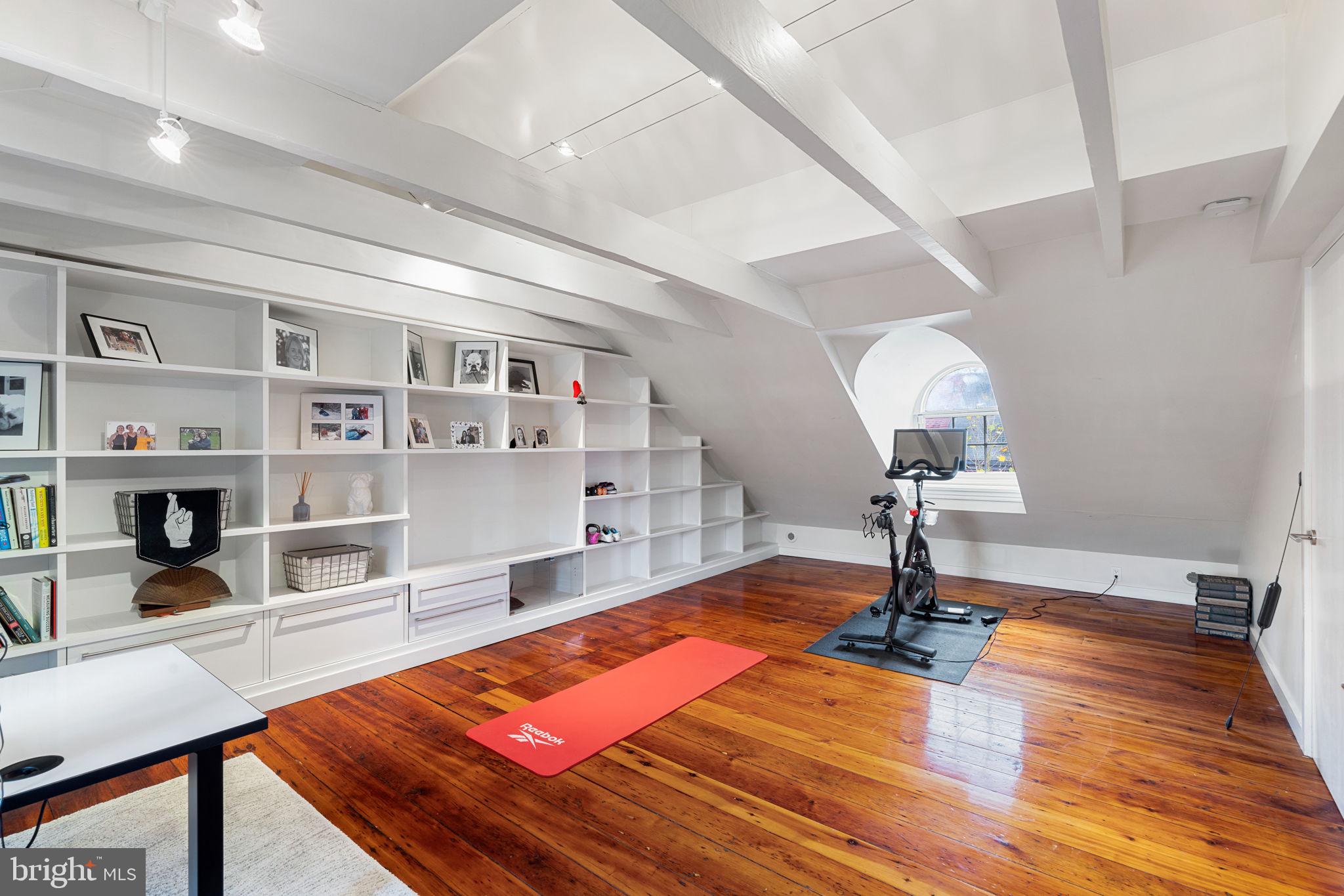 WASHINGTON SQ WEST - Residential