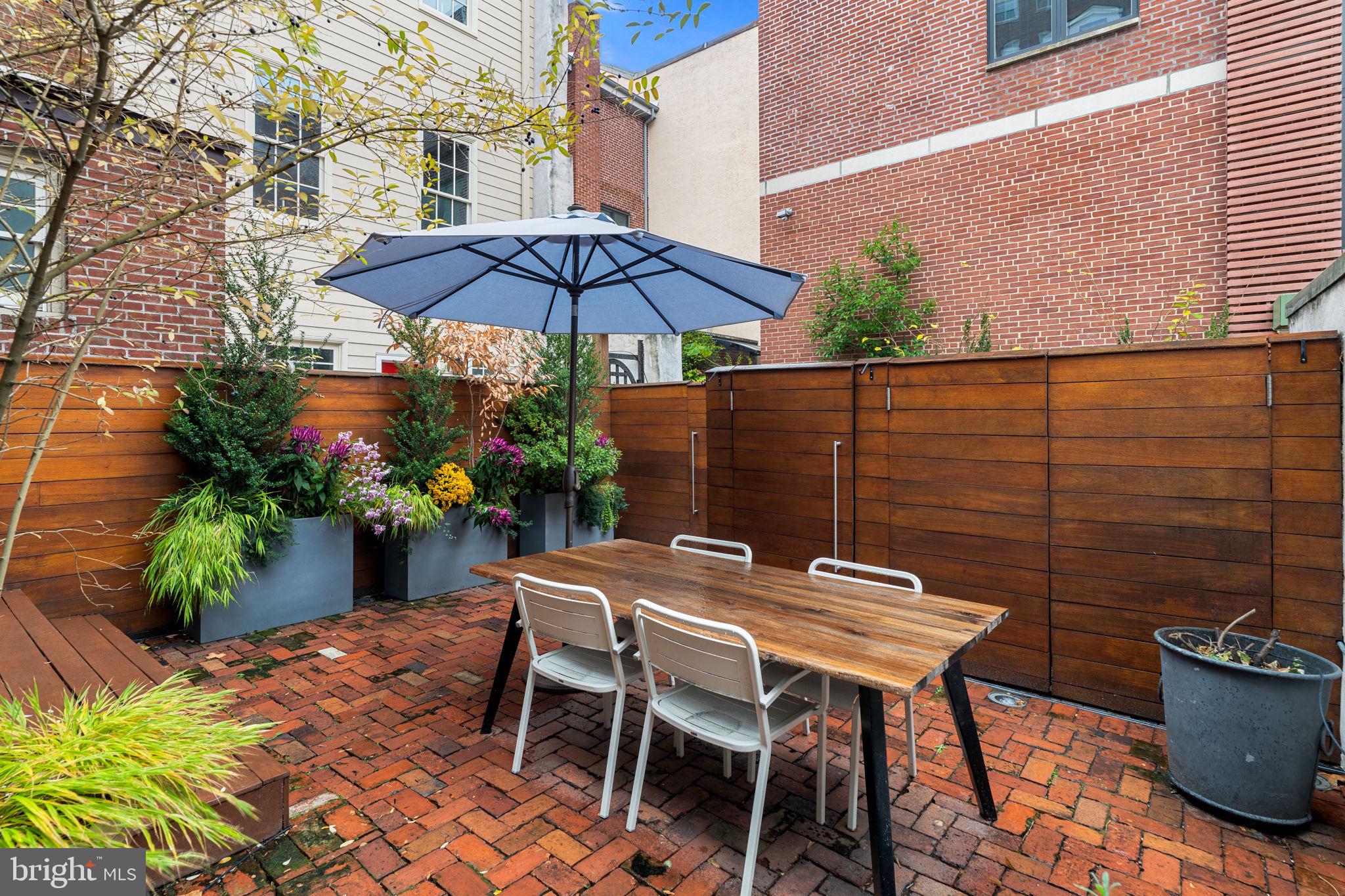 WASHINGTON SQ WEST - Residential