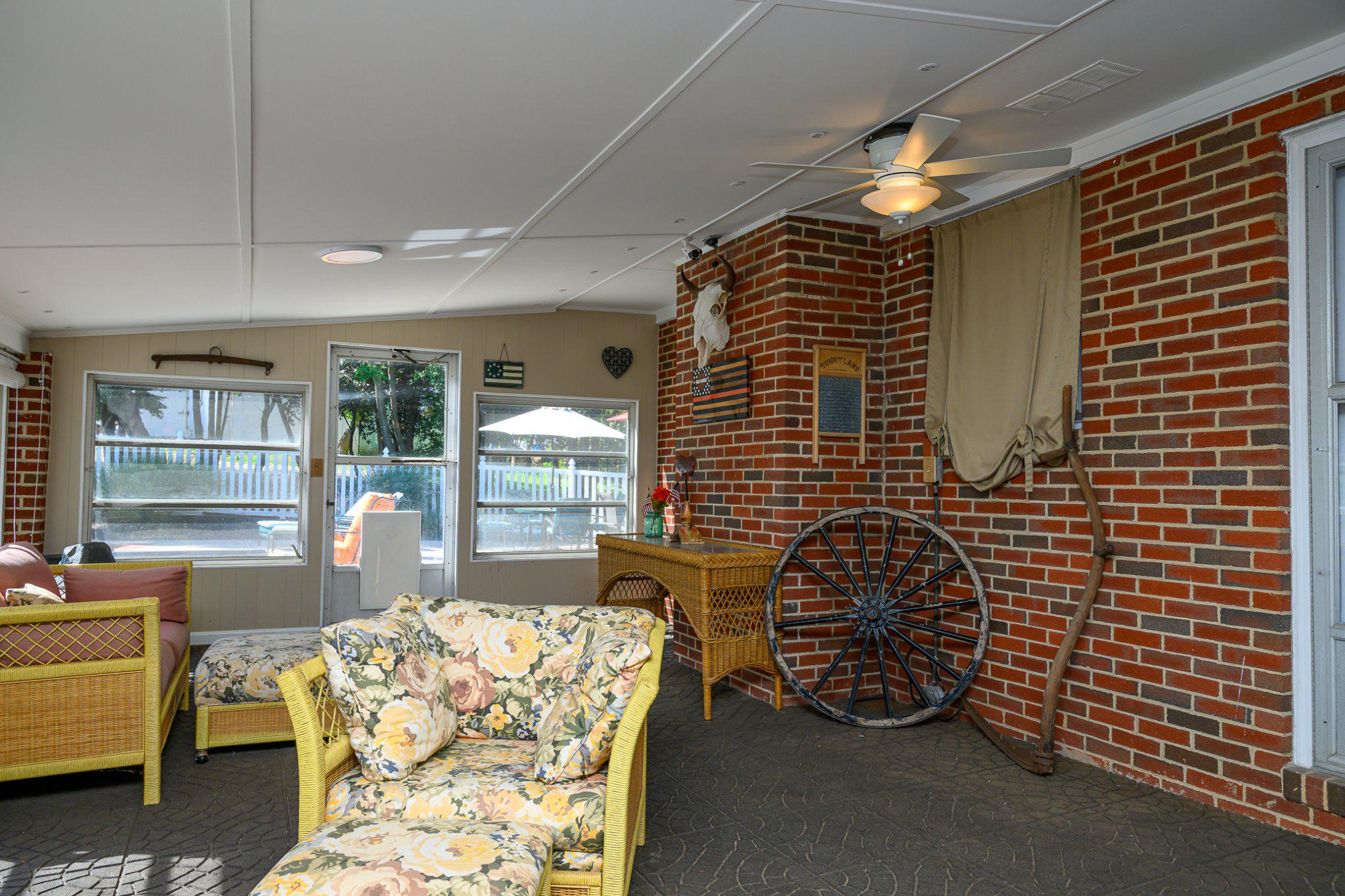 GLEN ARM - Residential