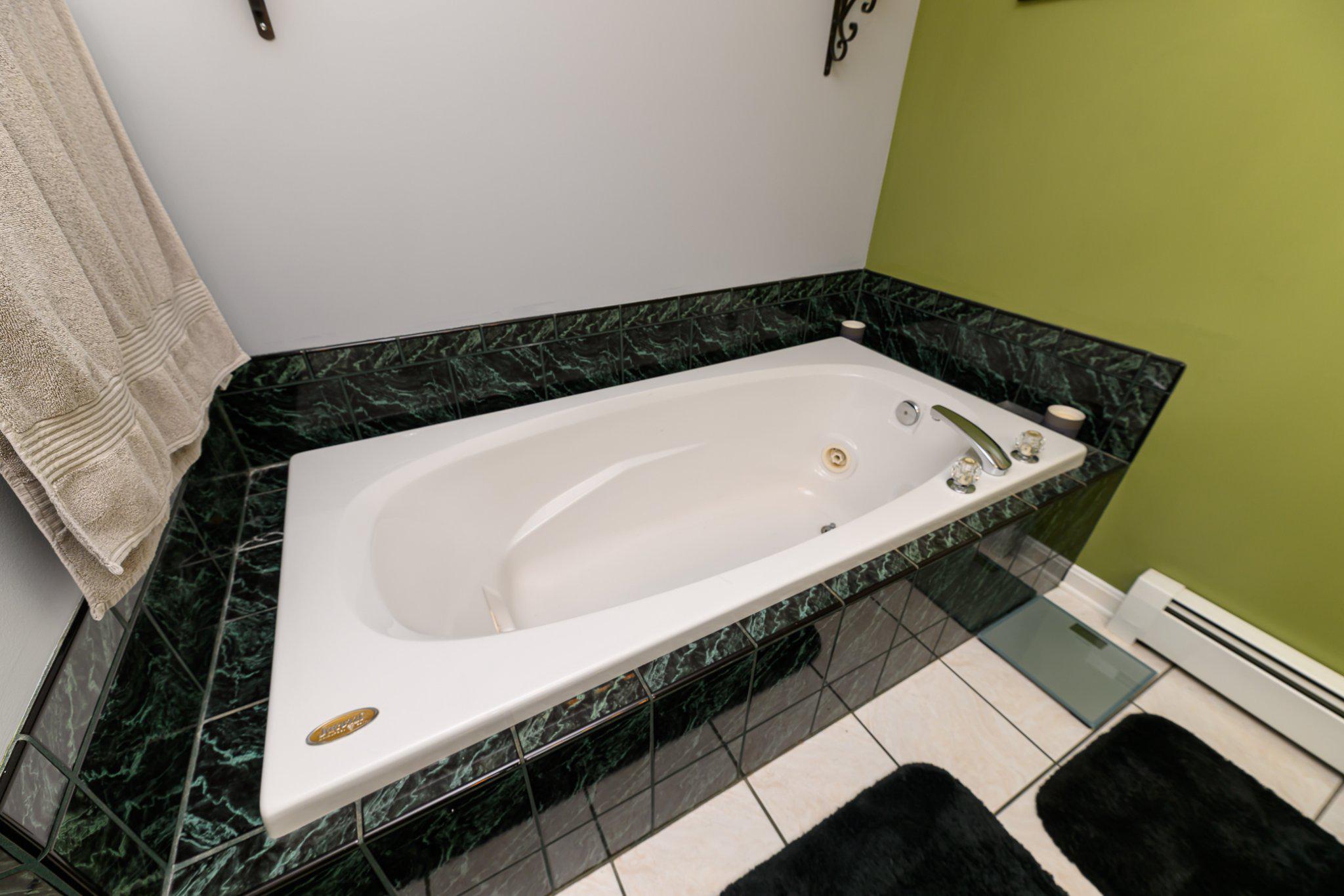 GLEN ARM - Residential