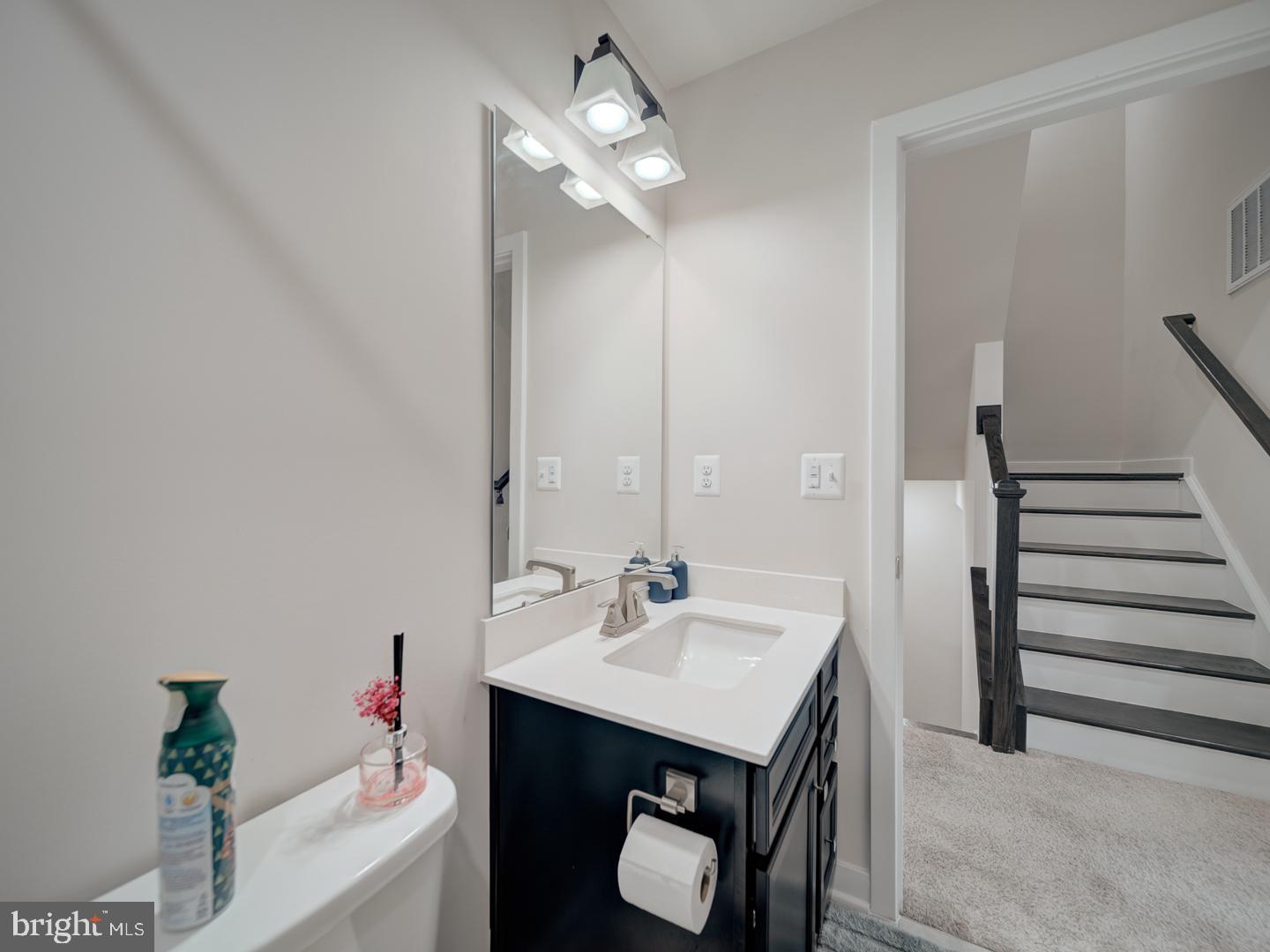 ARCOLA TOWN CENTER - Residential