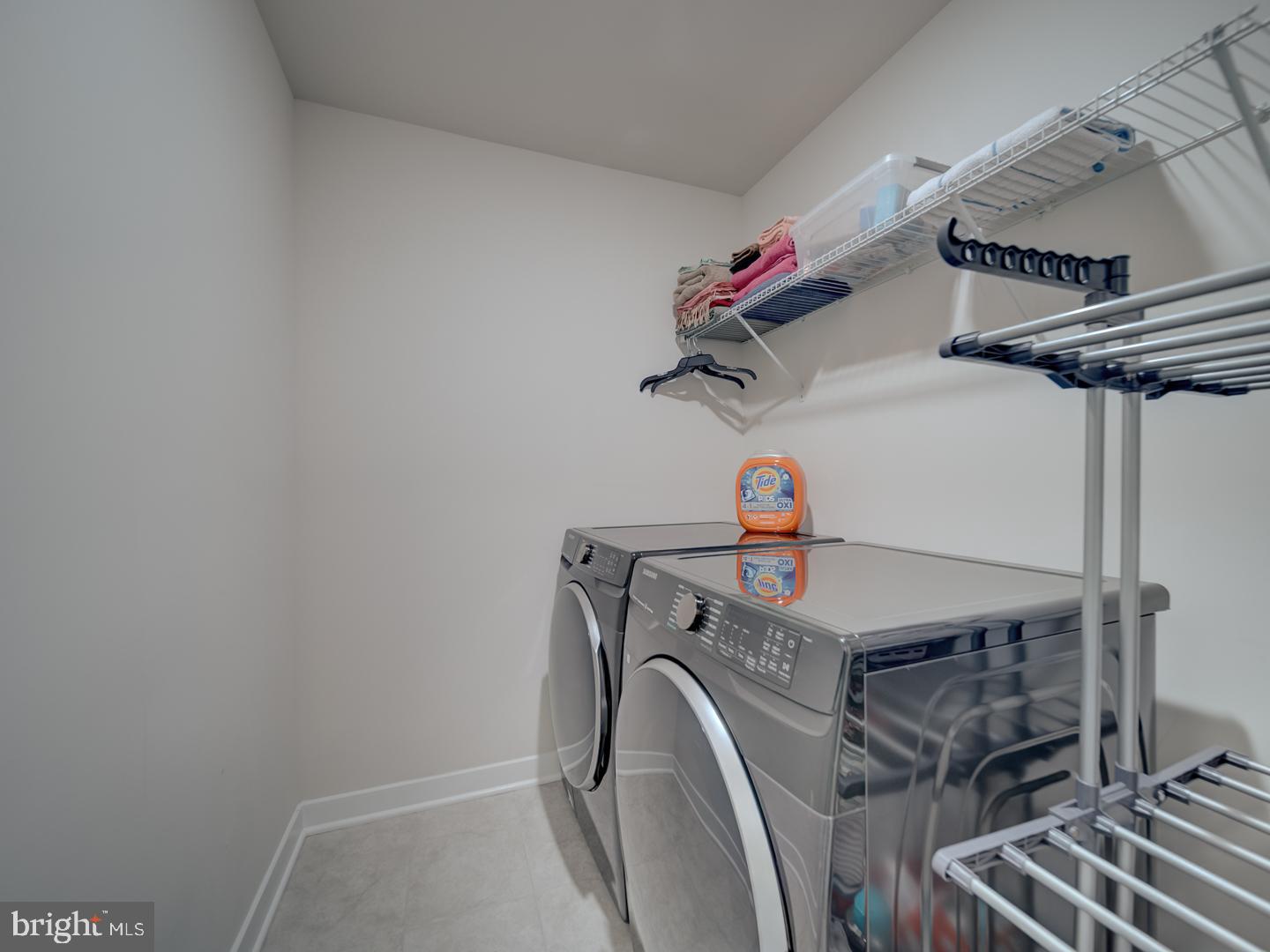 ARCOLA TOWN CENTER - Residential