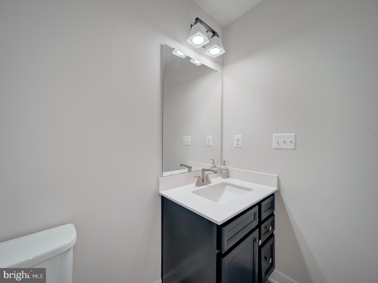 ARCOLA TOWN CENTER - Residential