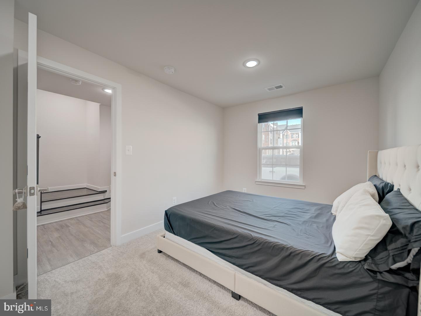 ARCOLA TOWN CENTER - Residential