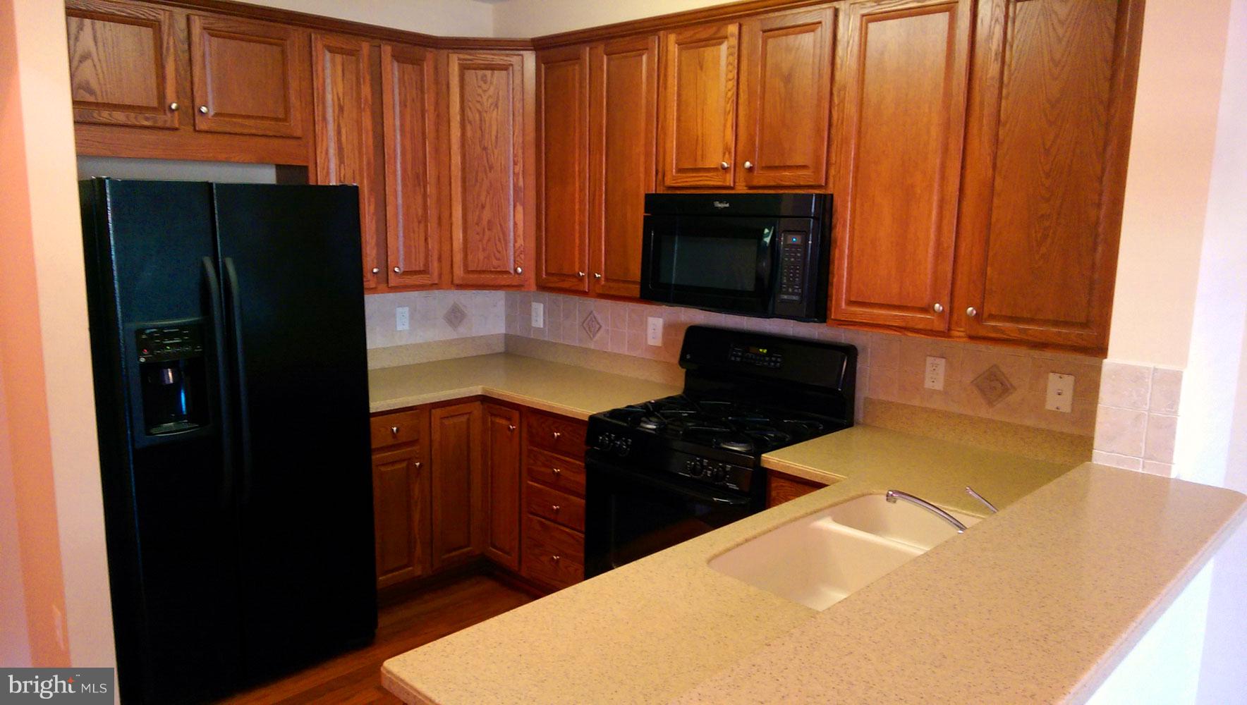 19263 WINMEADE DRIVE