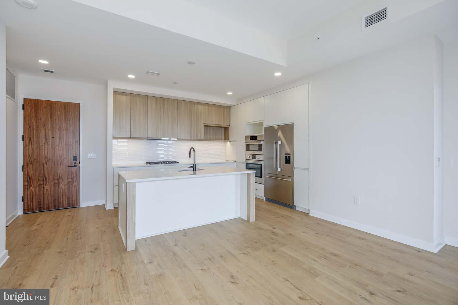 255 W. FALLS STATION BOULEVARD 410