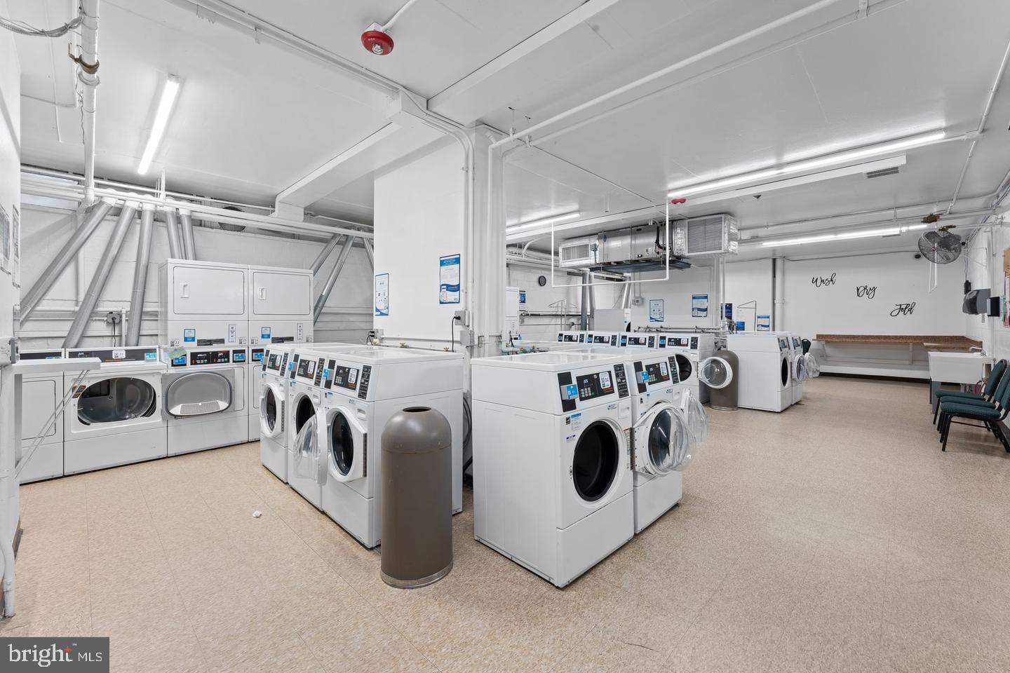 RADNOR HOUSE - Residential