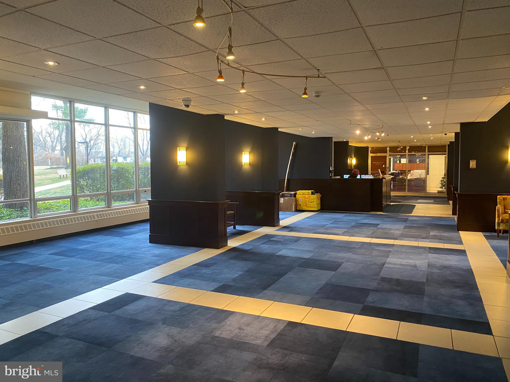 RADNOR HOUSE - Residential