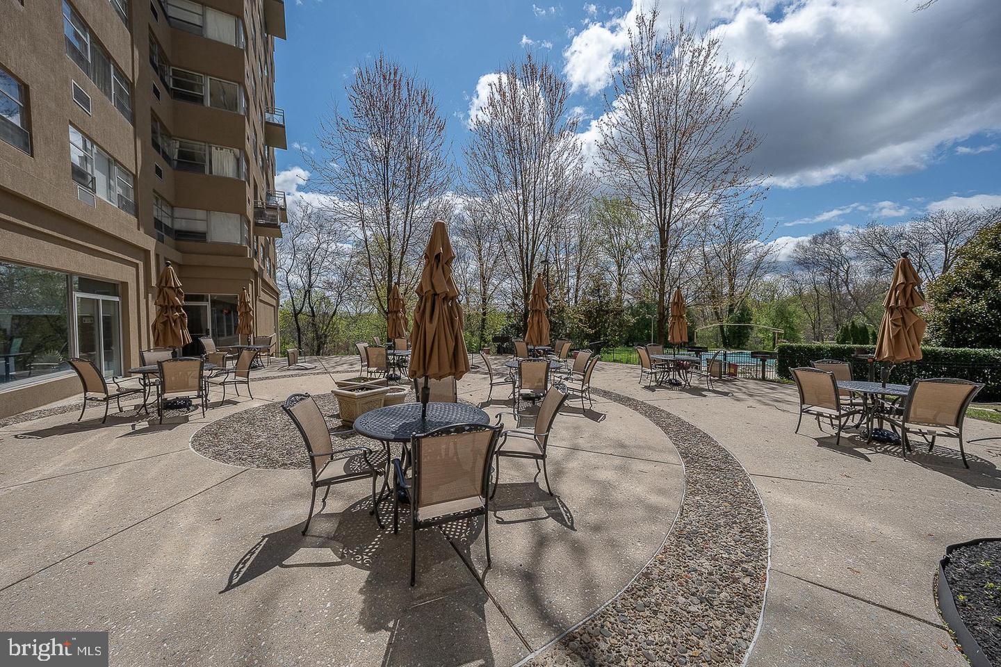 RADNOR HOUSE - Residential