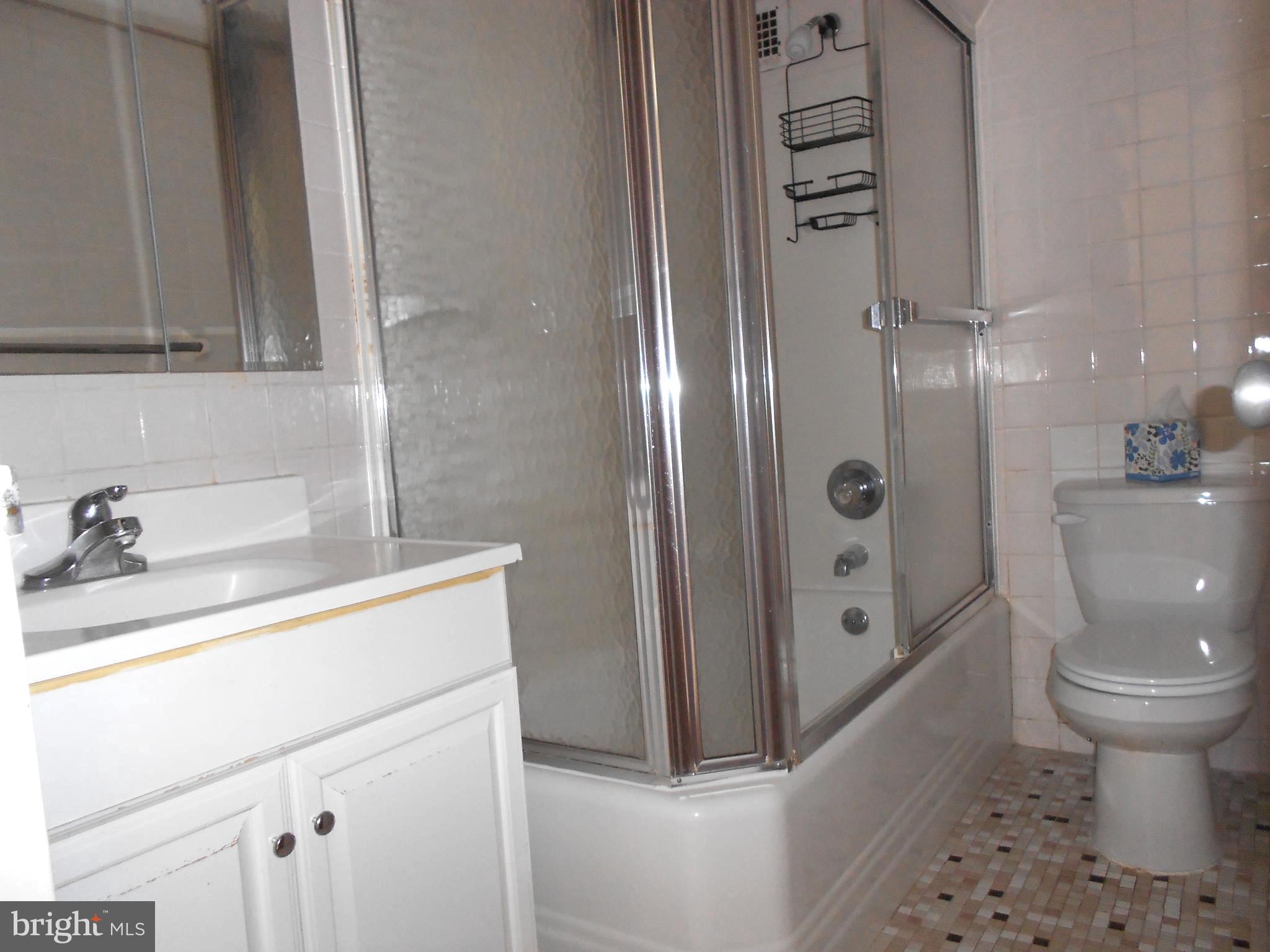 RADNOR HOUSE - Residential