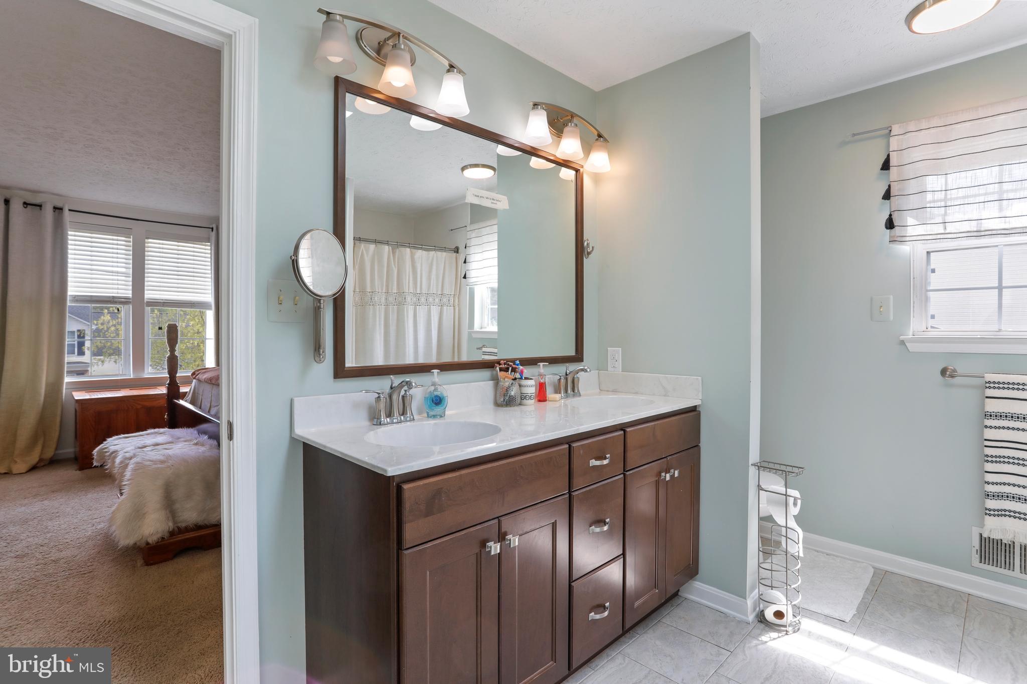 APPLE RIDGE - Residential