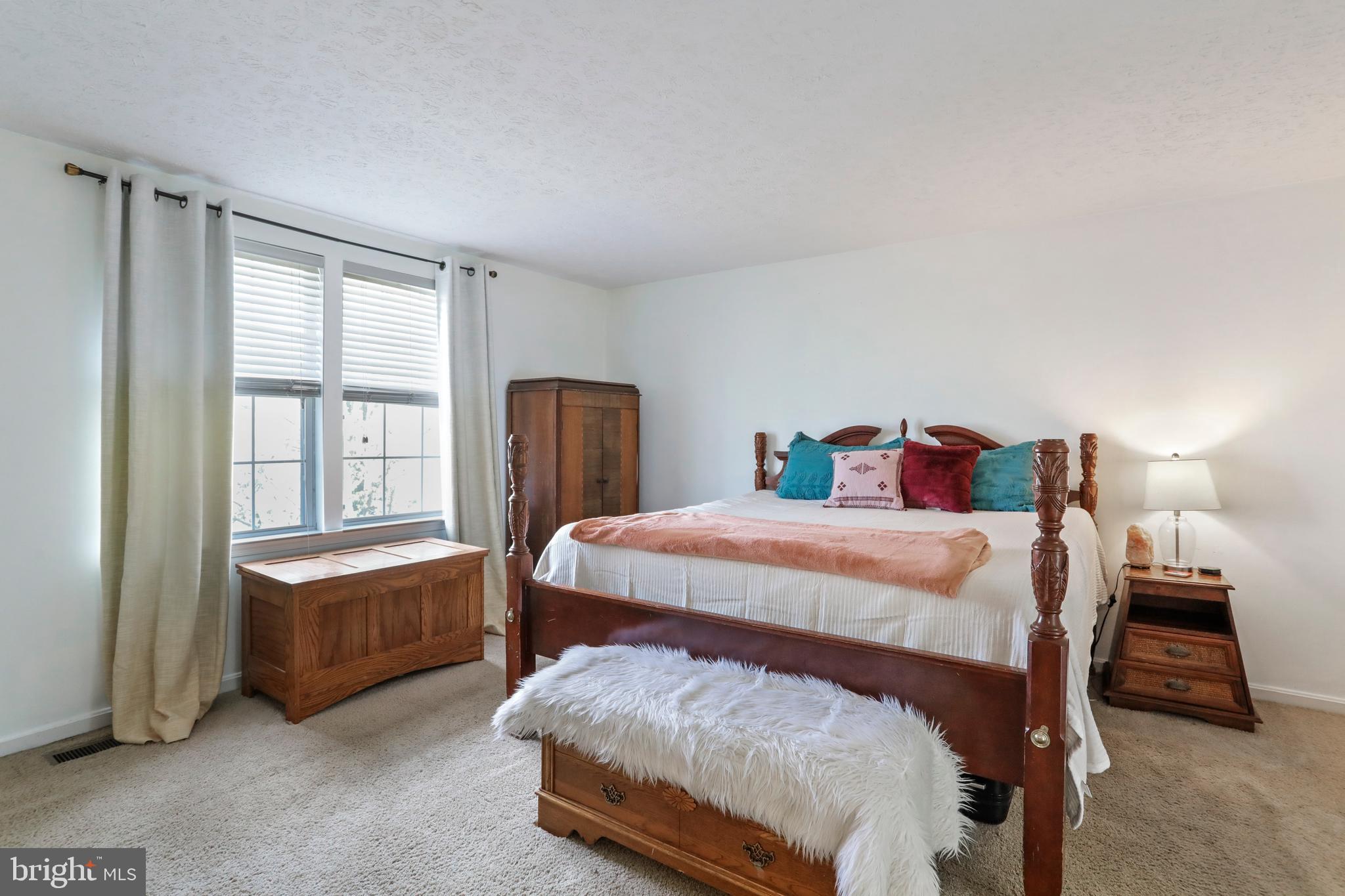 APPLE RIDGE - Residential