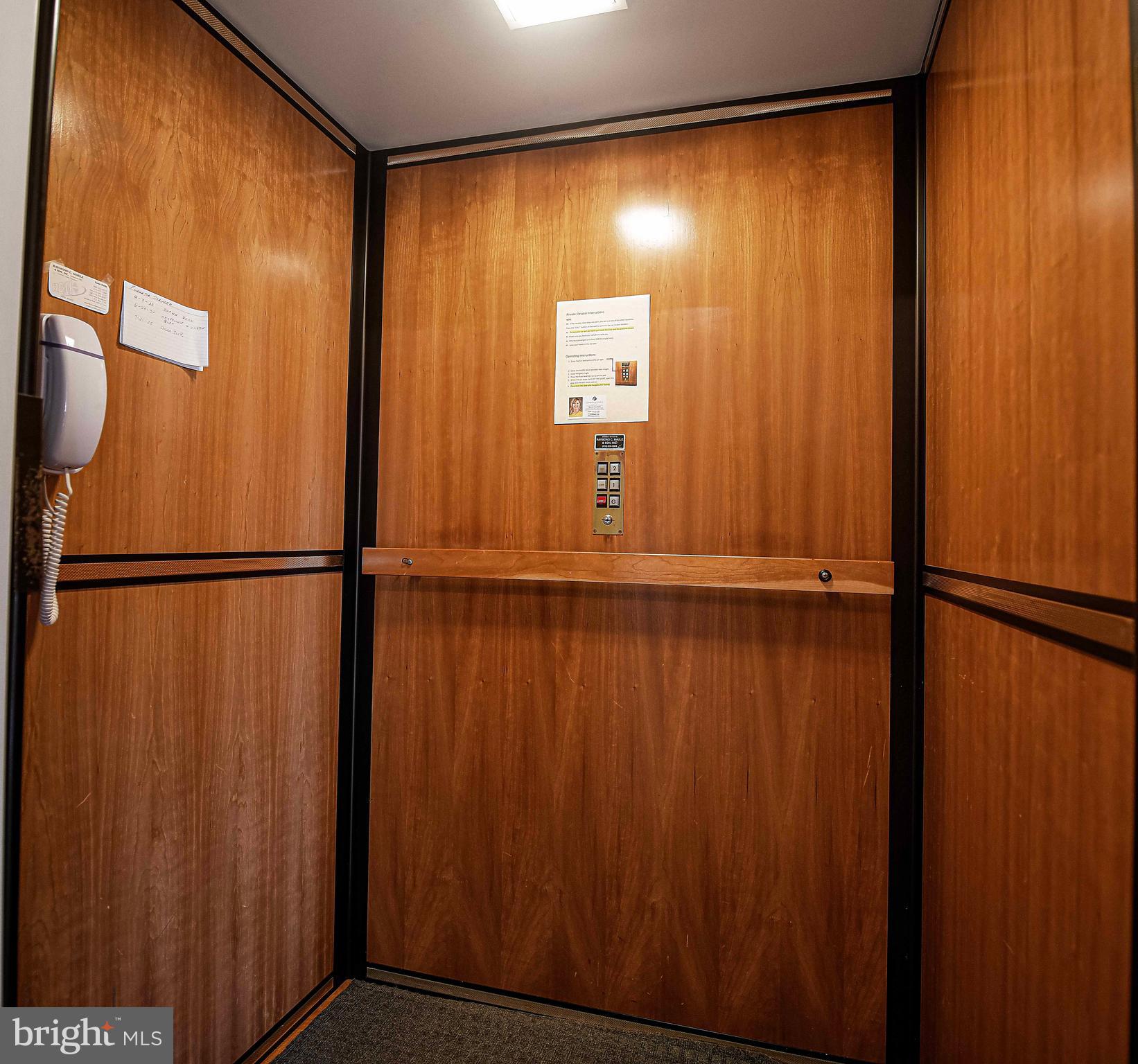 SENECA POINTE - Residential