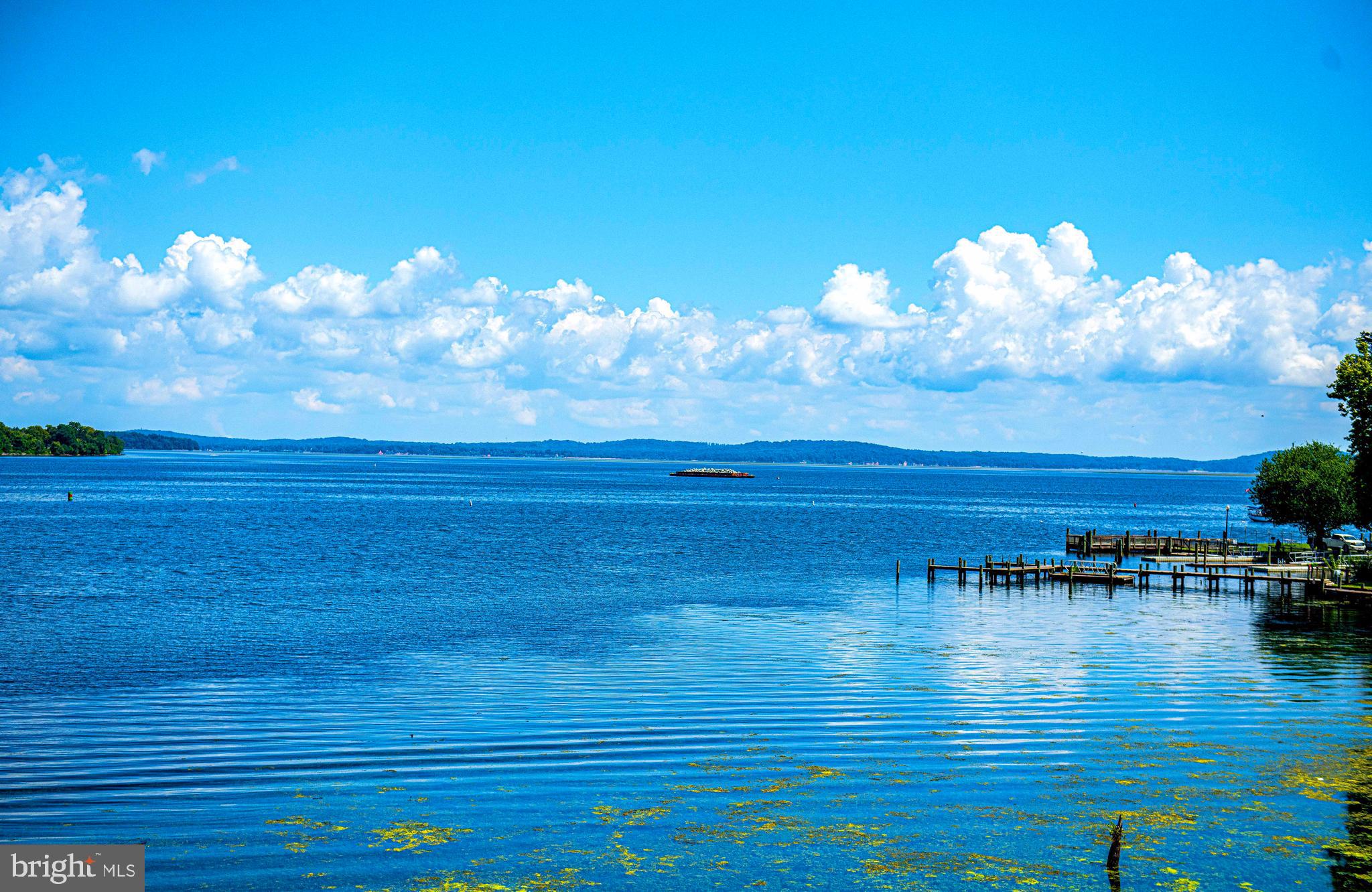 SENECA POINTE - Residential