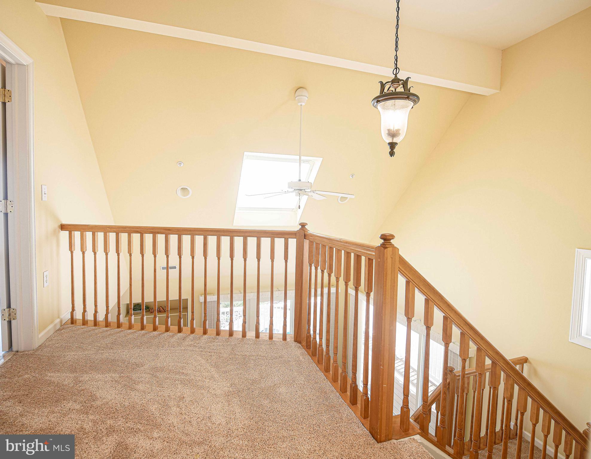 SENECA POINTE - Residential