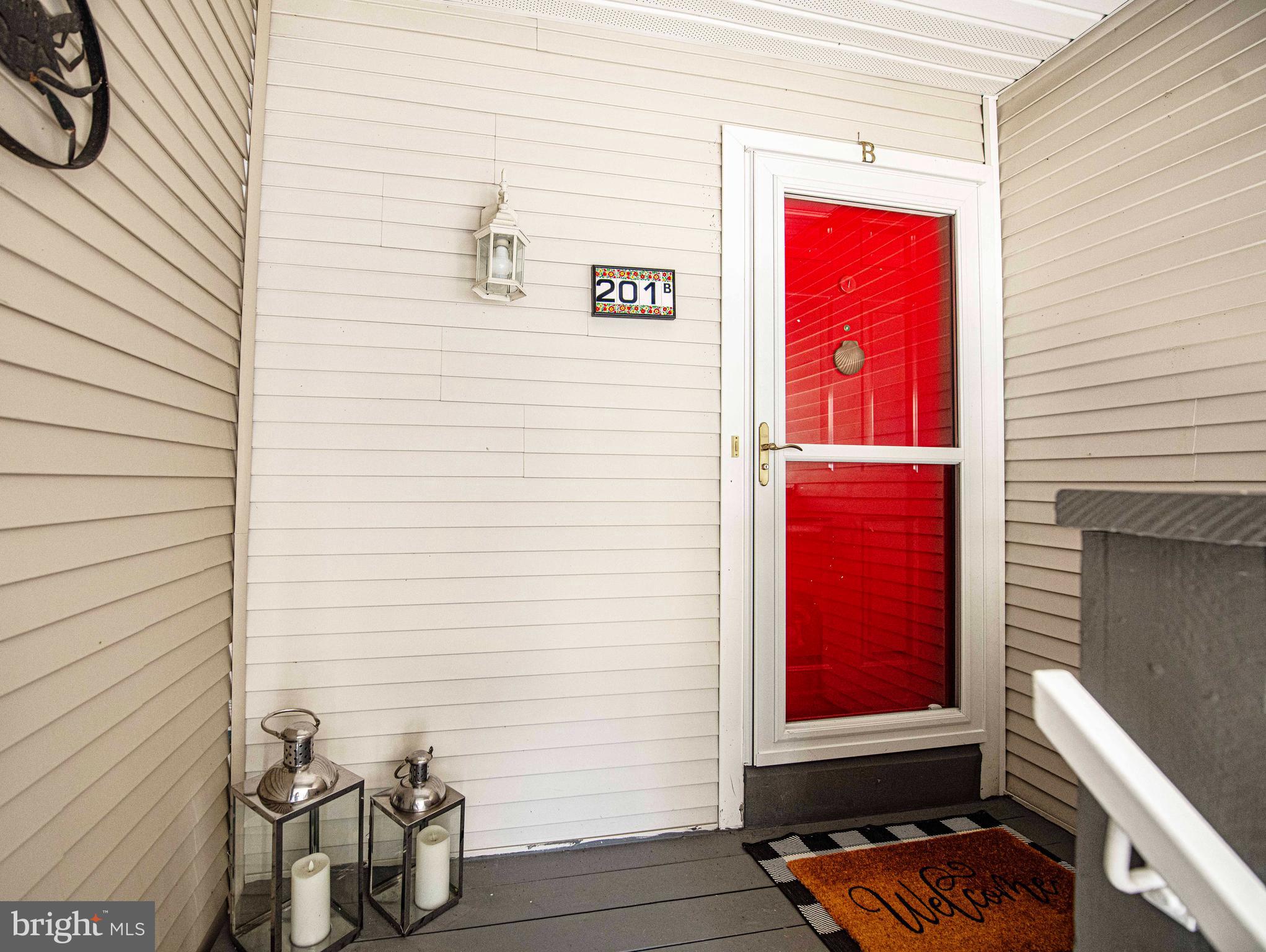 SENECA POINTE - Residential