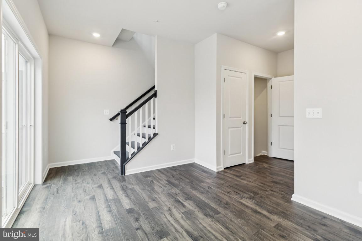 SCOTLAND HEIGHTS - Residential