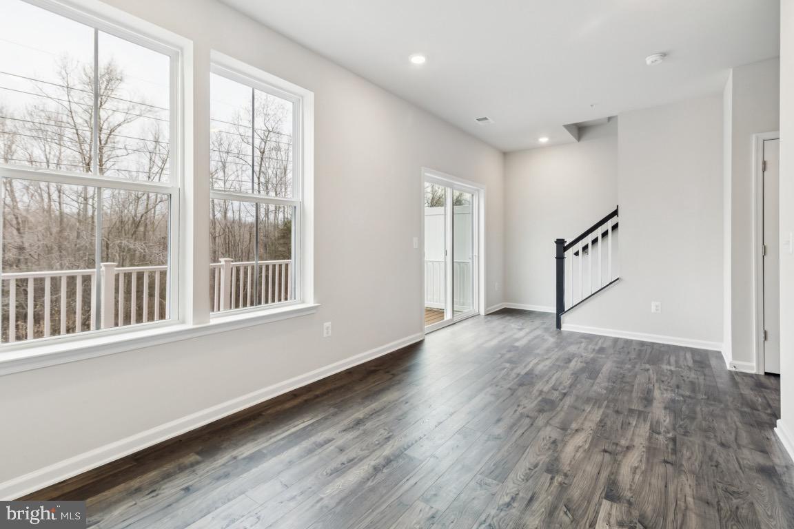 SCOTLAND HEIGHTS - Residential