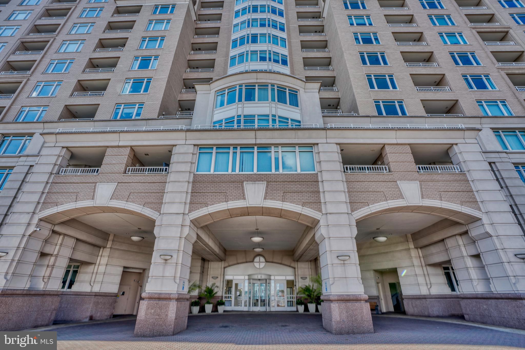 HARBORVIEW TOWERS - Residential Lease