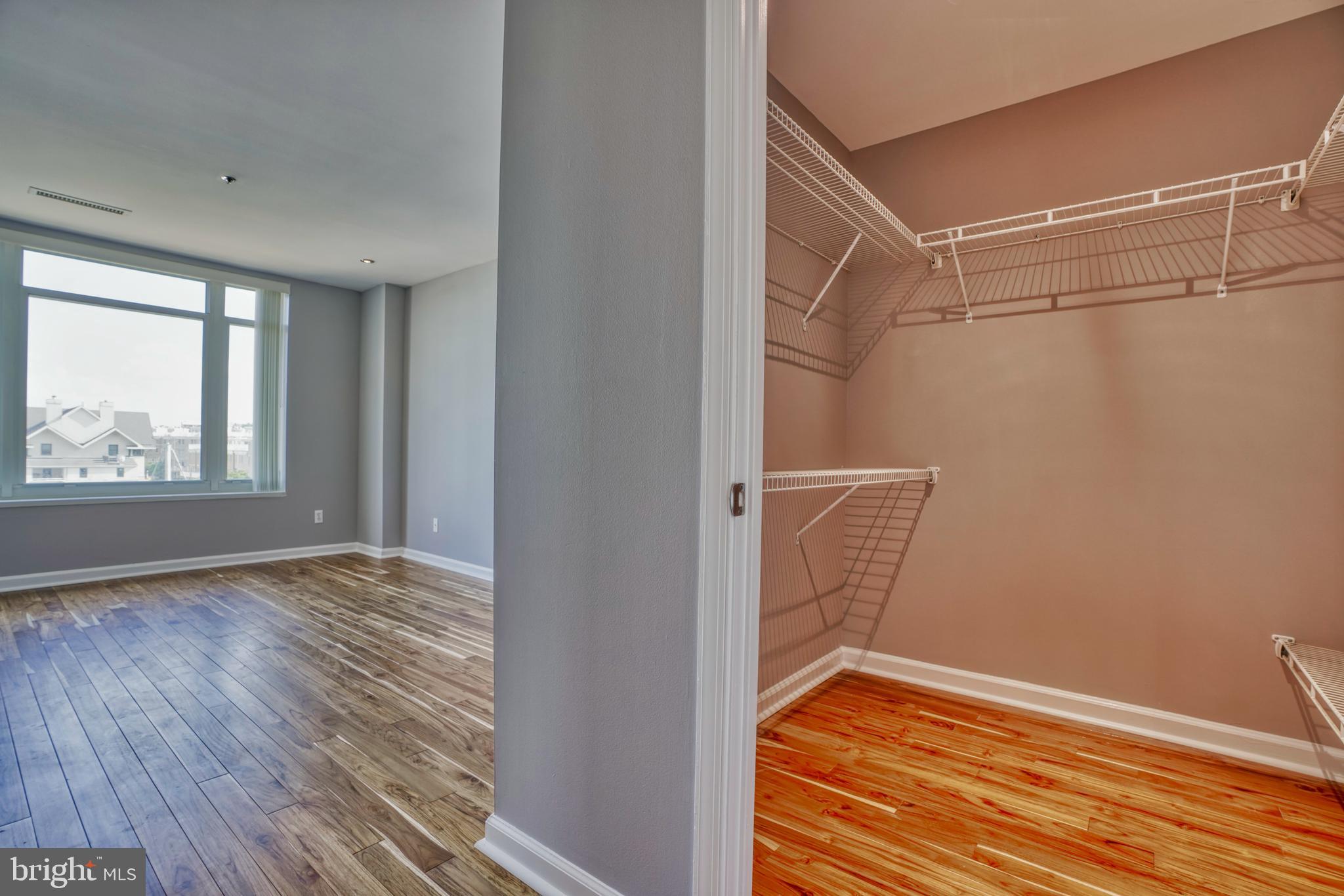 HARBORVIEW TOWERS - Residential Lease