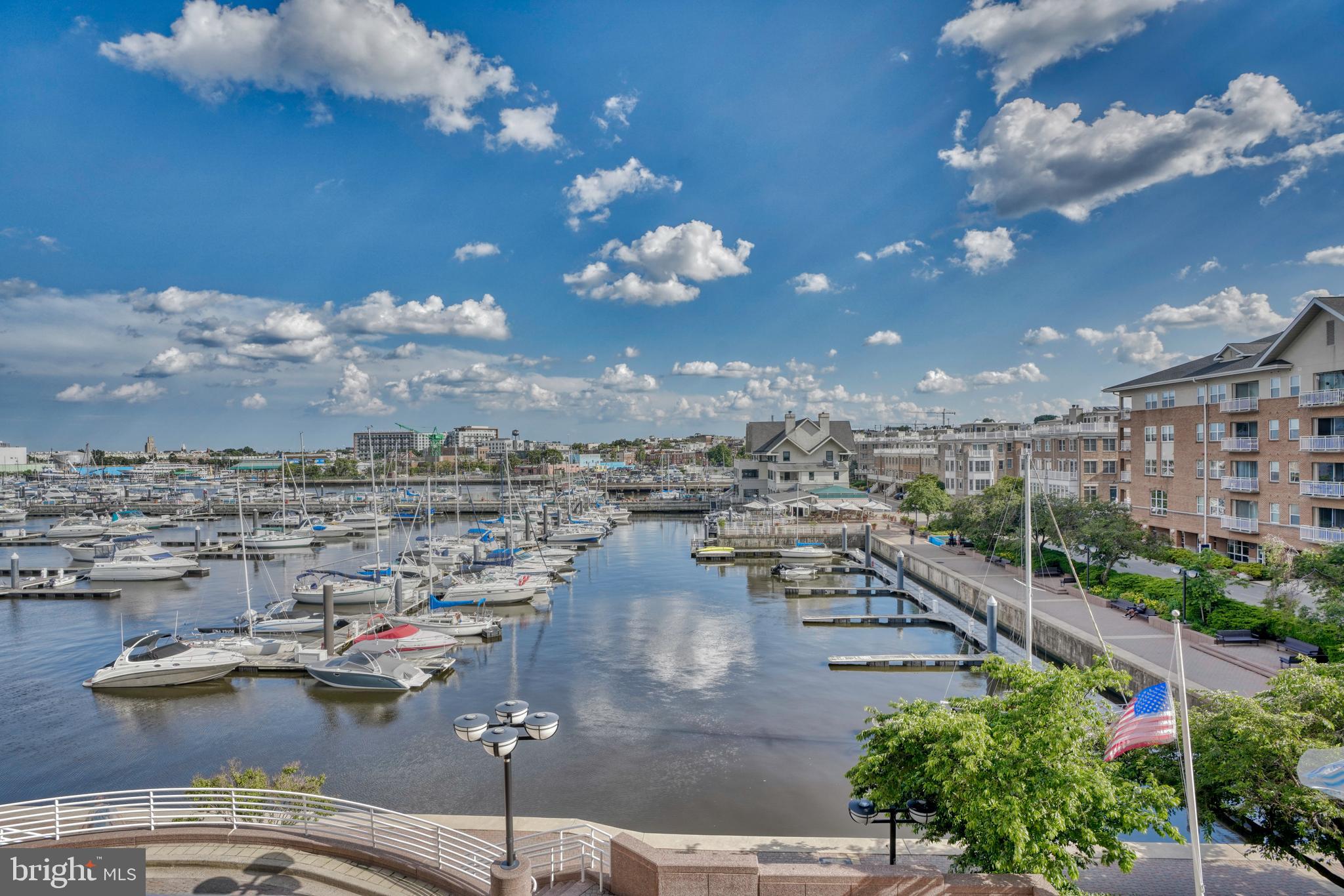 HARBORVIEW TOWERS - Residential Lease