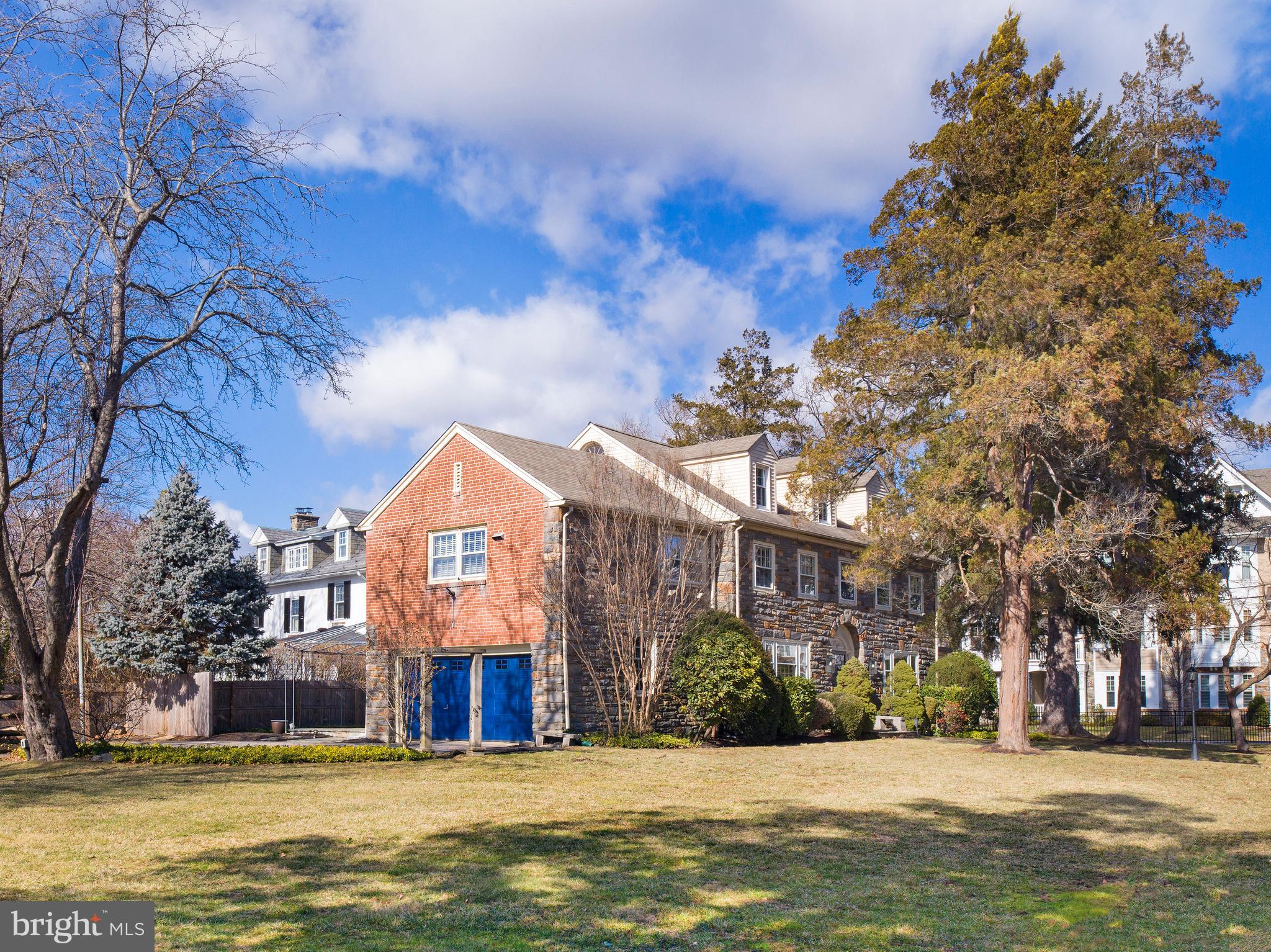 BRYN MAWR - Residential