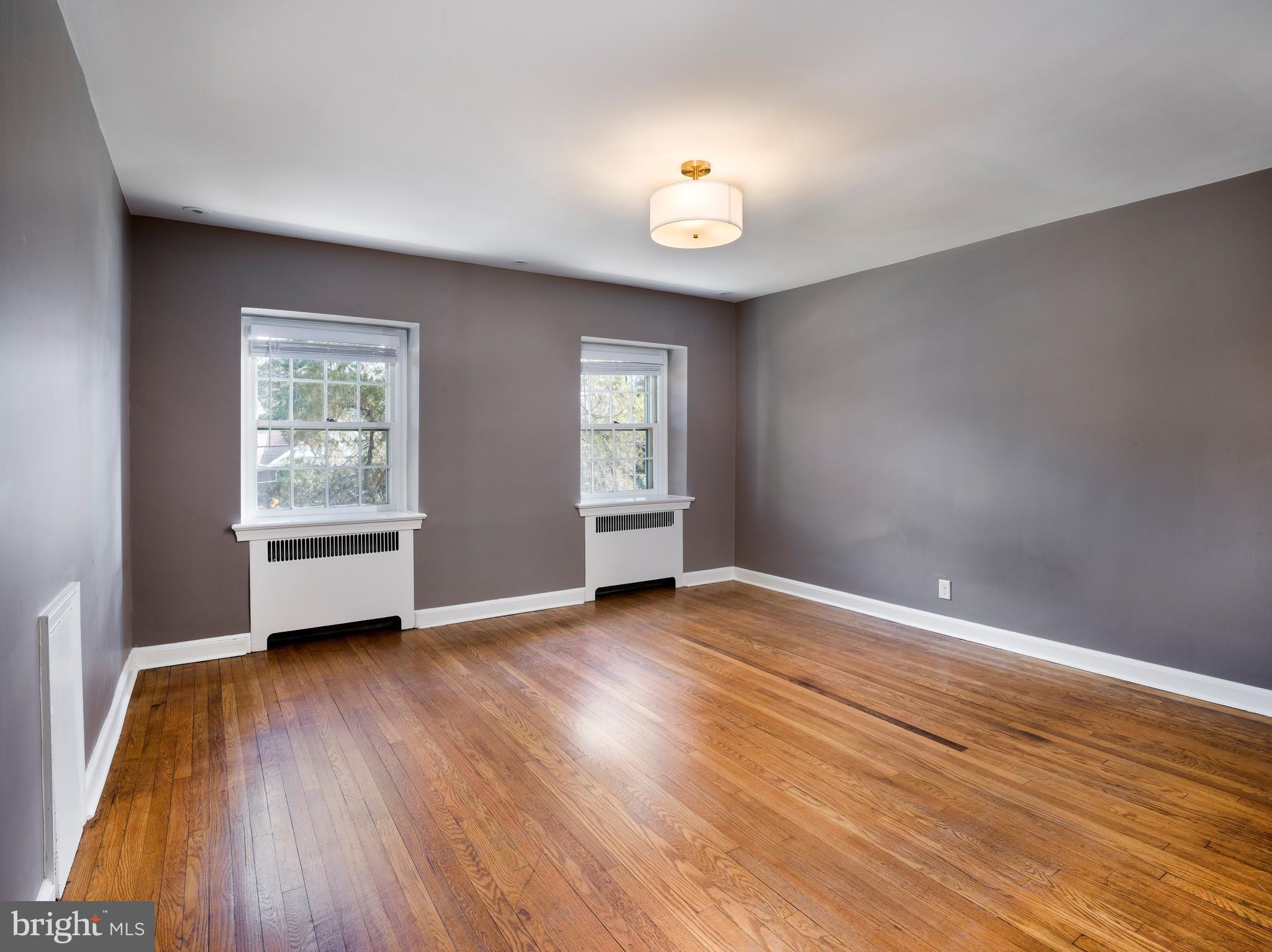 BRYN MAWR - Residential