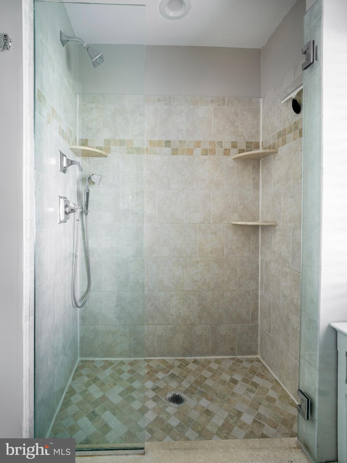 BRYN MAWR - Residential