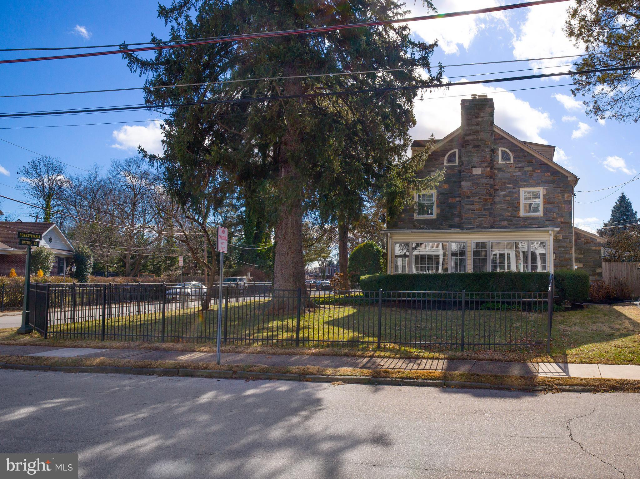 BRYN MAWR - Residential