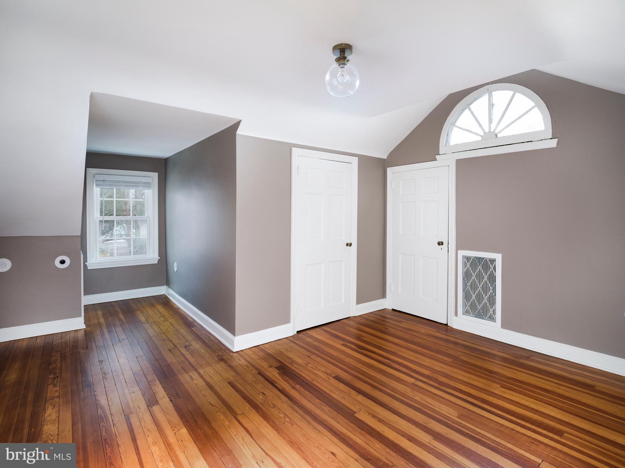 BRYN MAWR - Residential