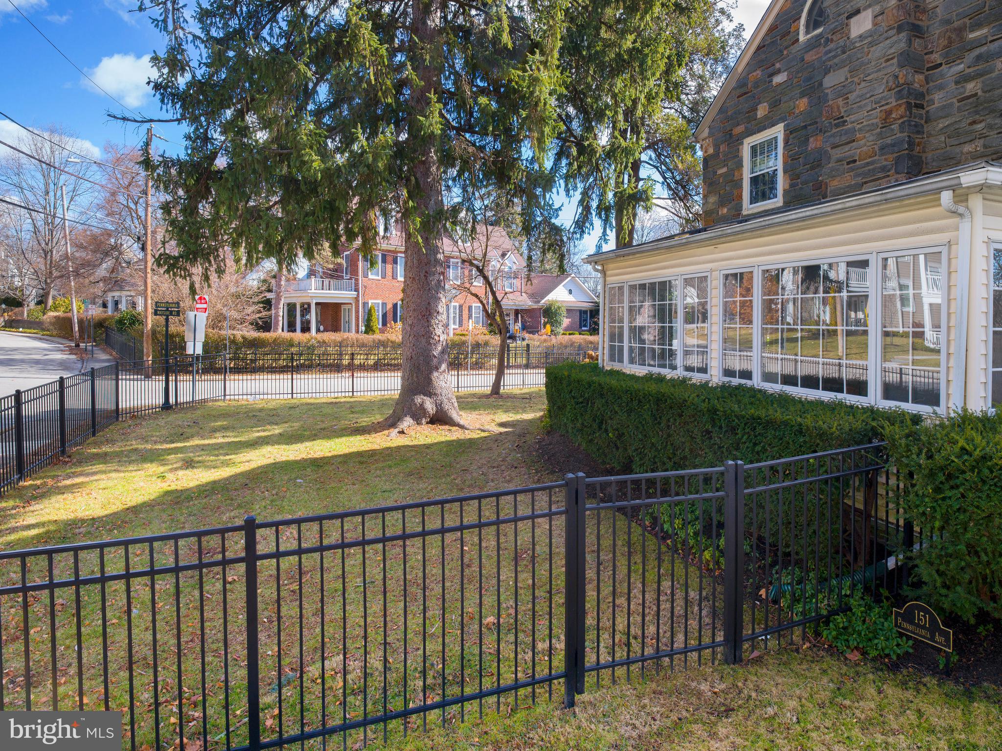 BRYN MAWR - Residential