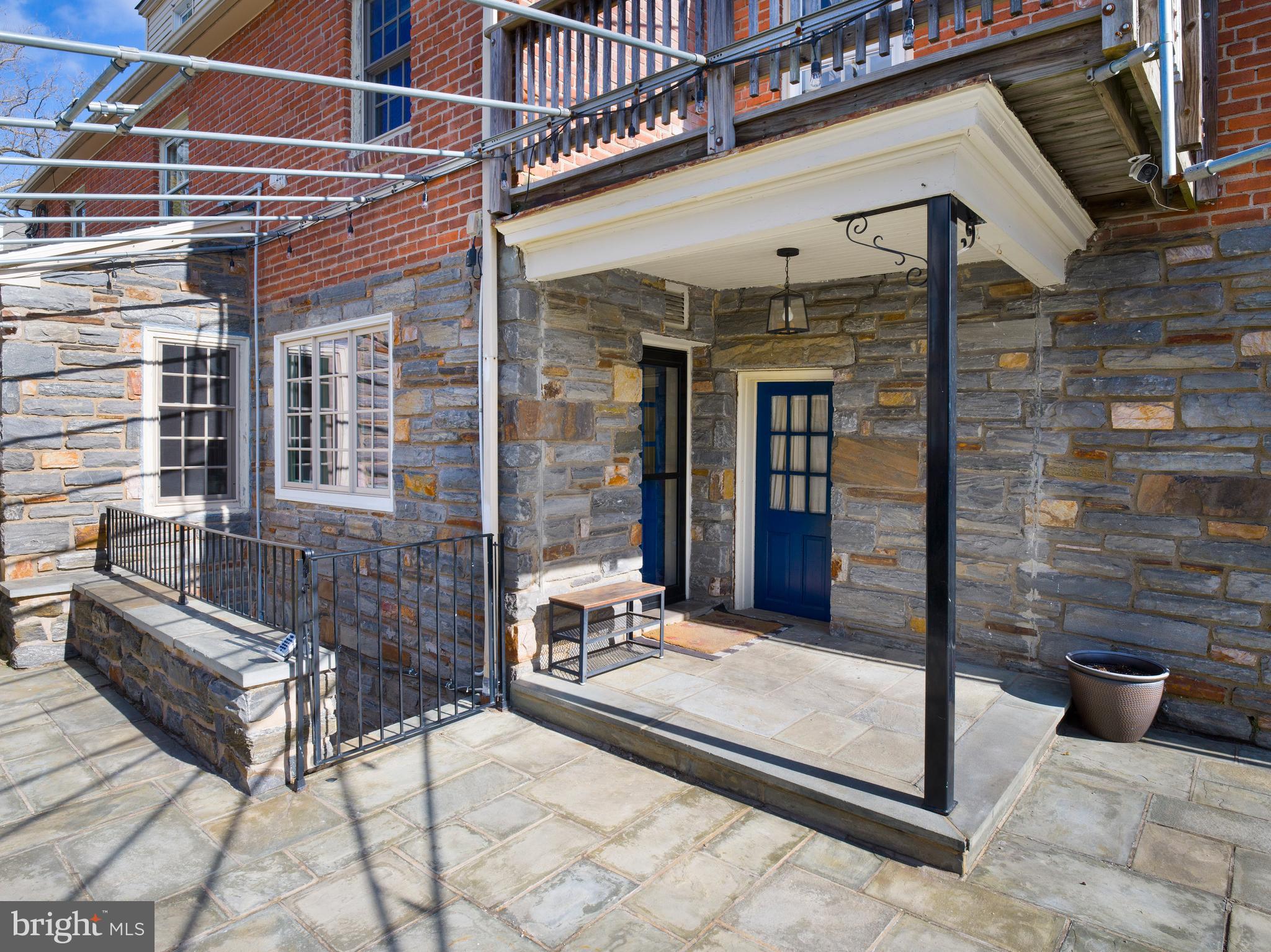 BRYN MAWR - Residential