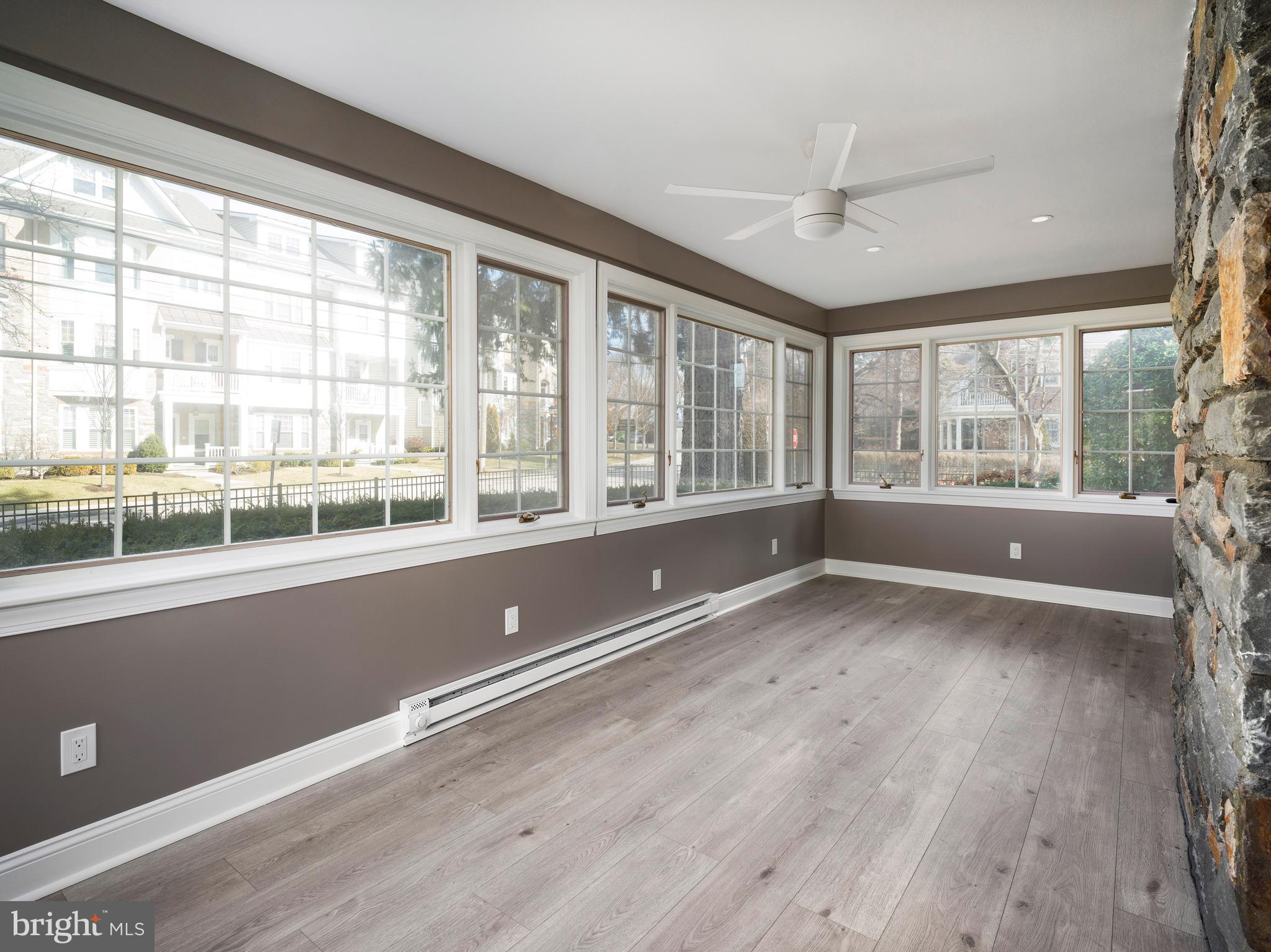 BRYN MAWR - Residential