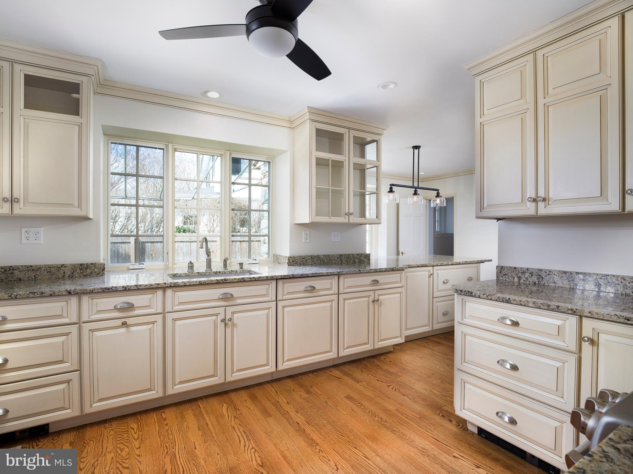 BRYN MAWR - Residential