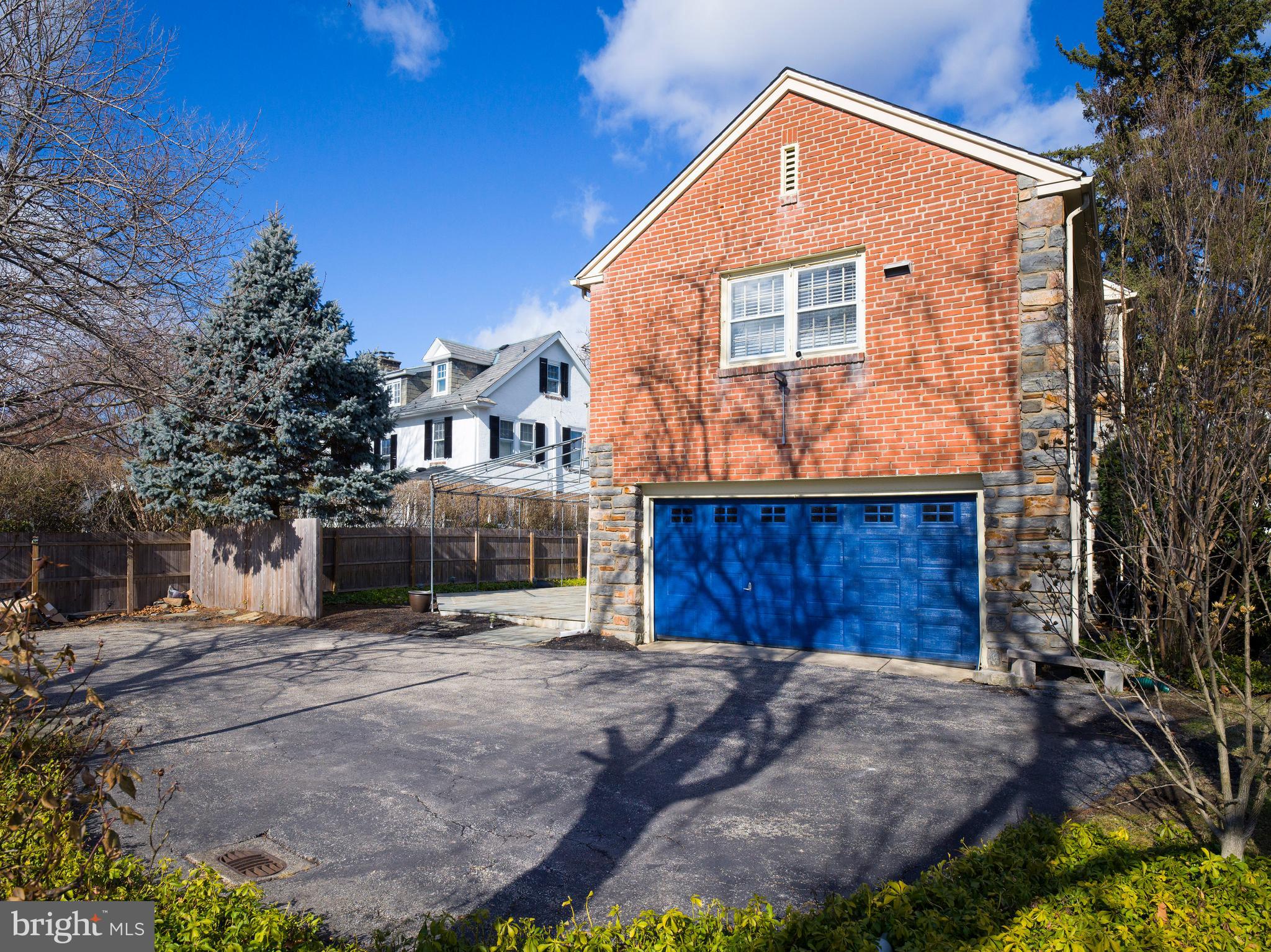 BRYN MAWR - Residential