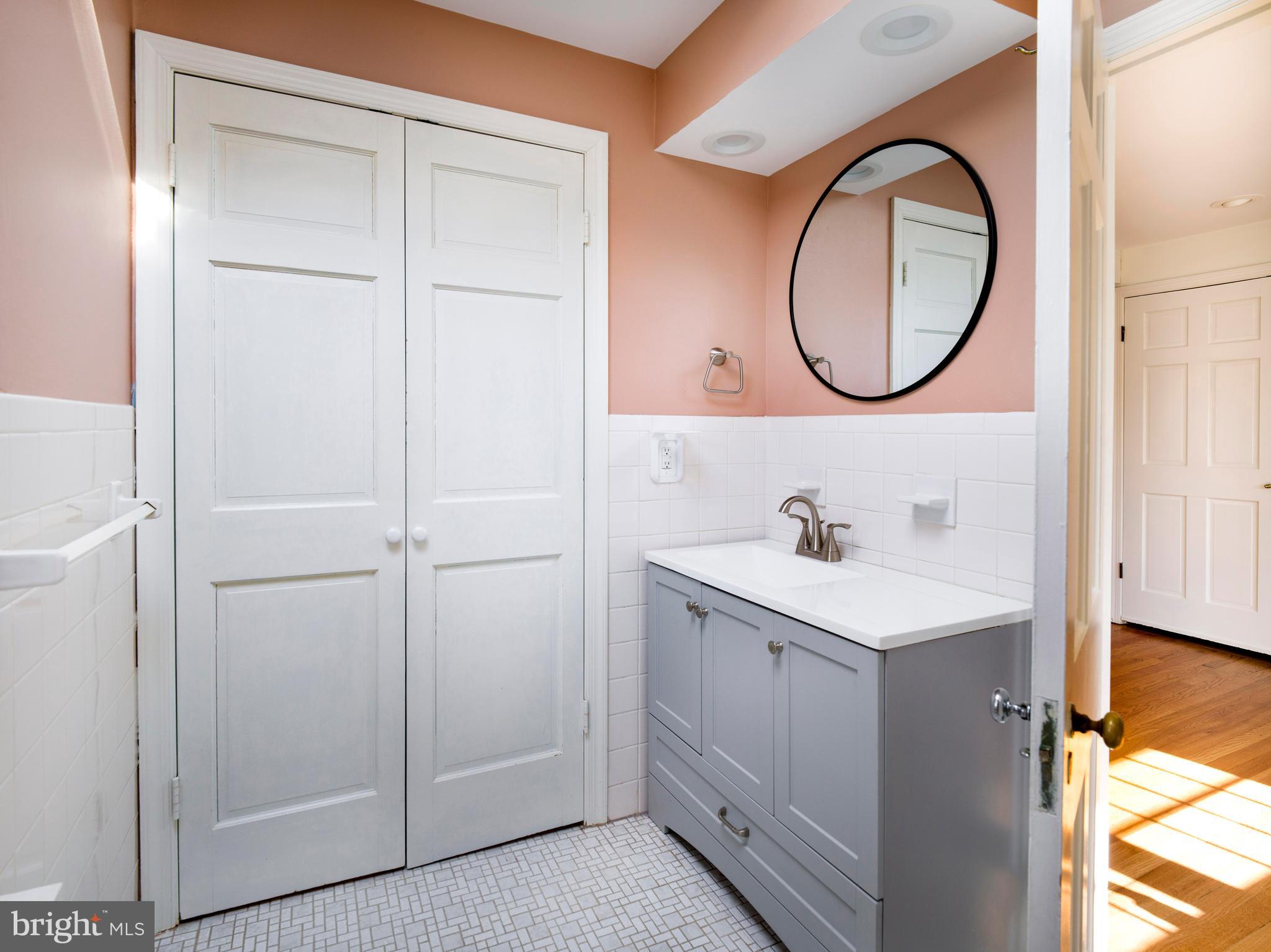 BRYN MAWR - Residential