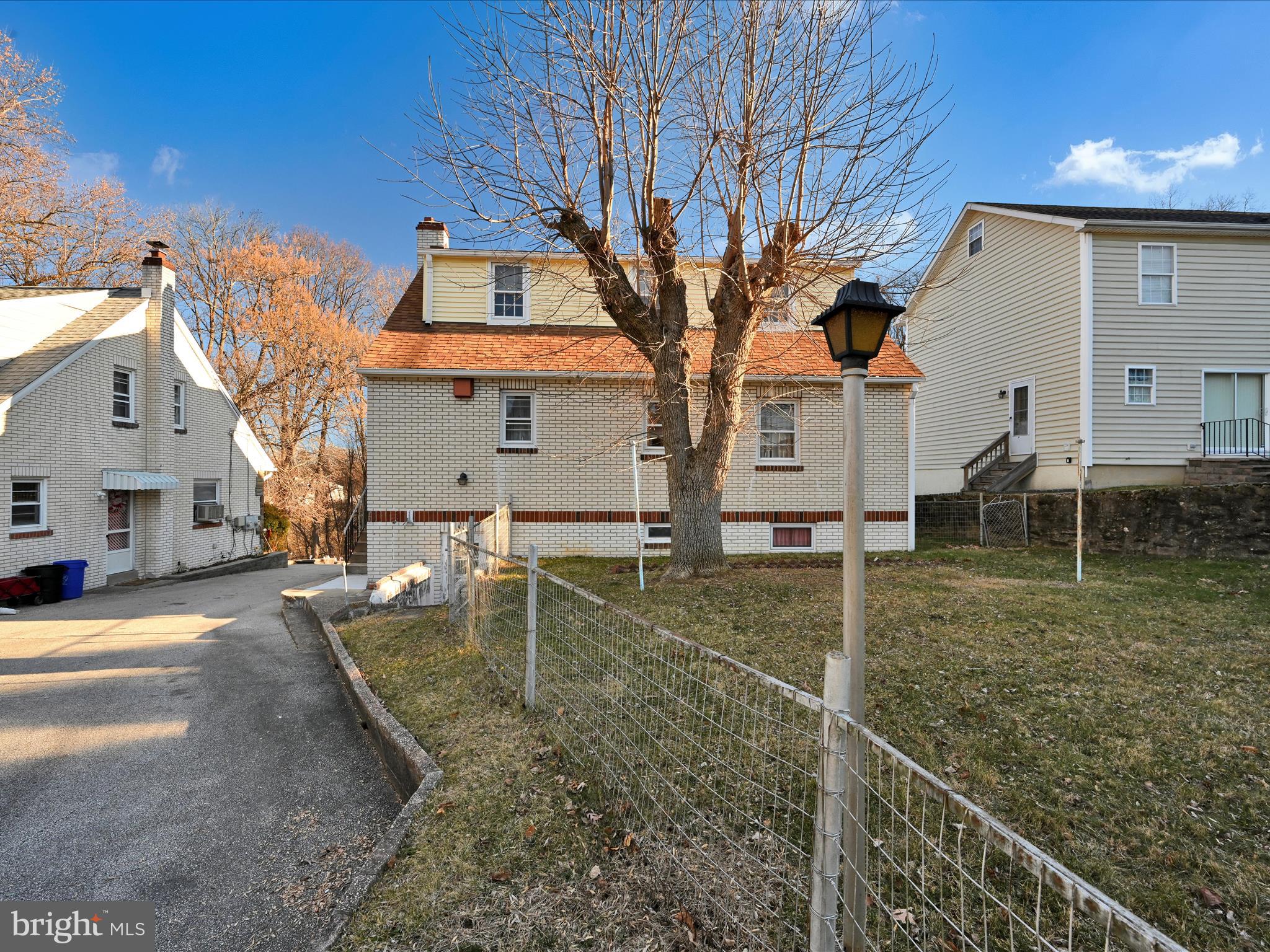 ALDAN WOODS - Residential