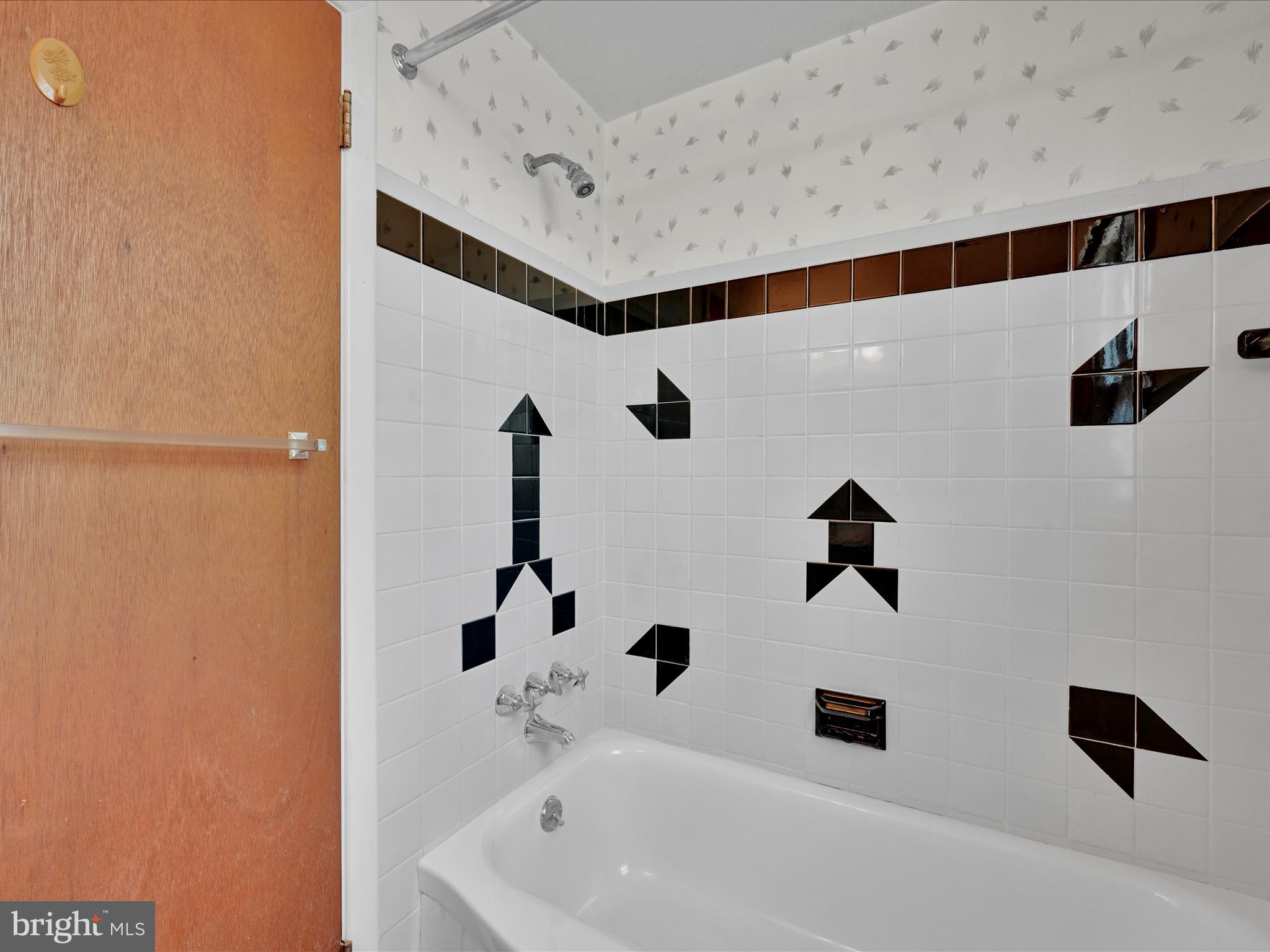 ALDAN WOODS - Residential