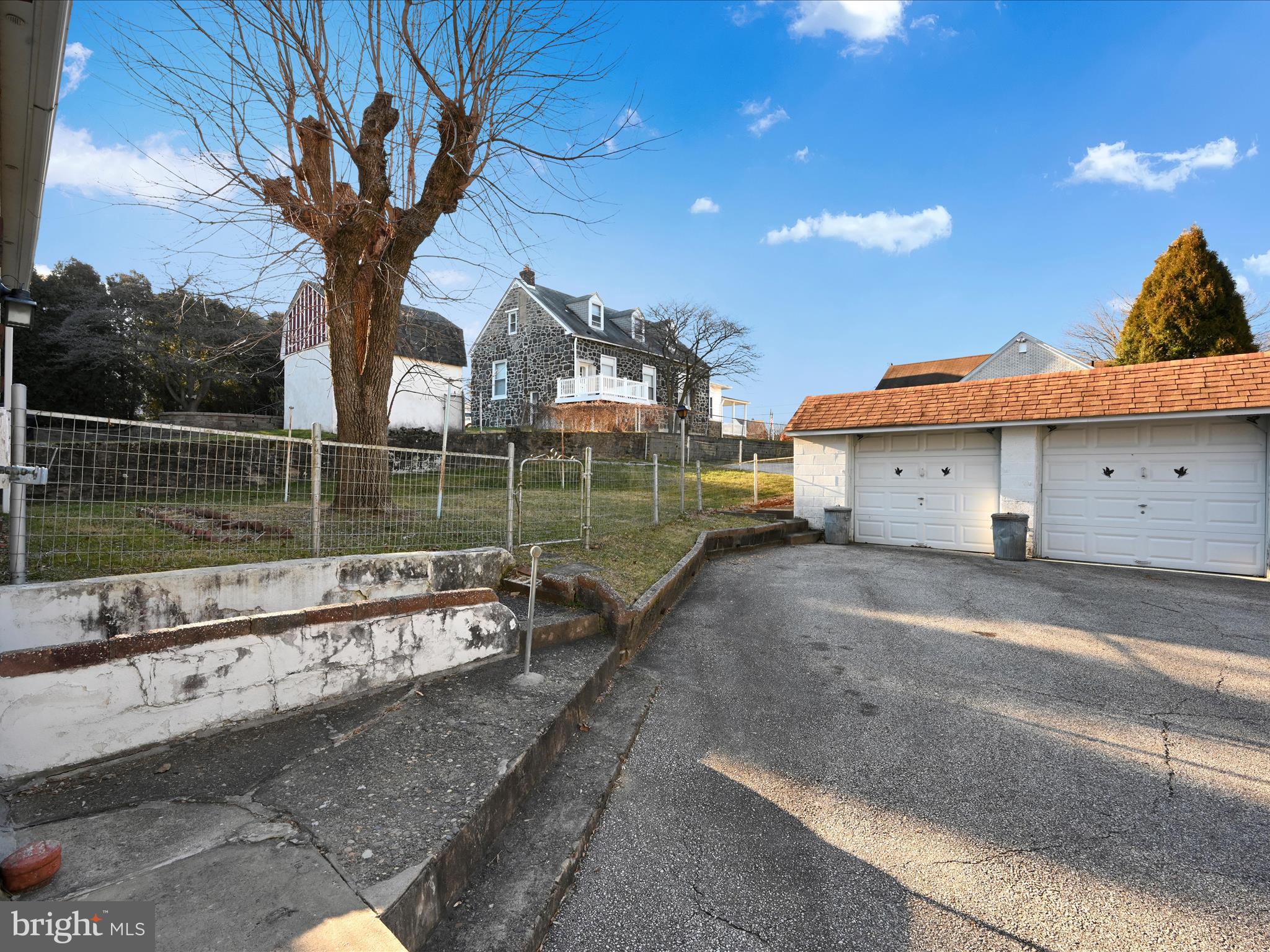ALDAN WOODS - Residential