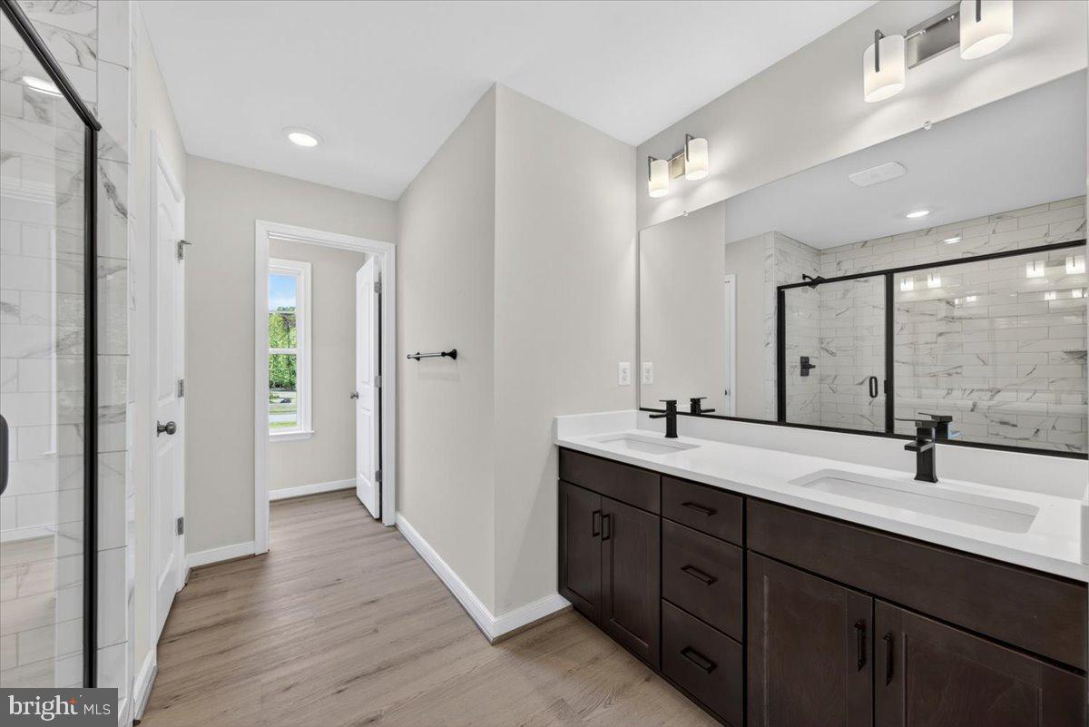 MILL RUN - Residential