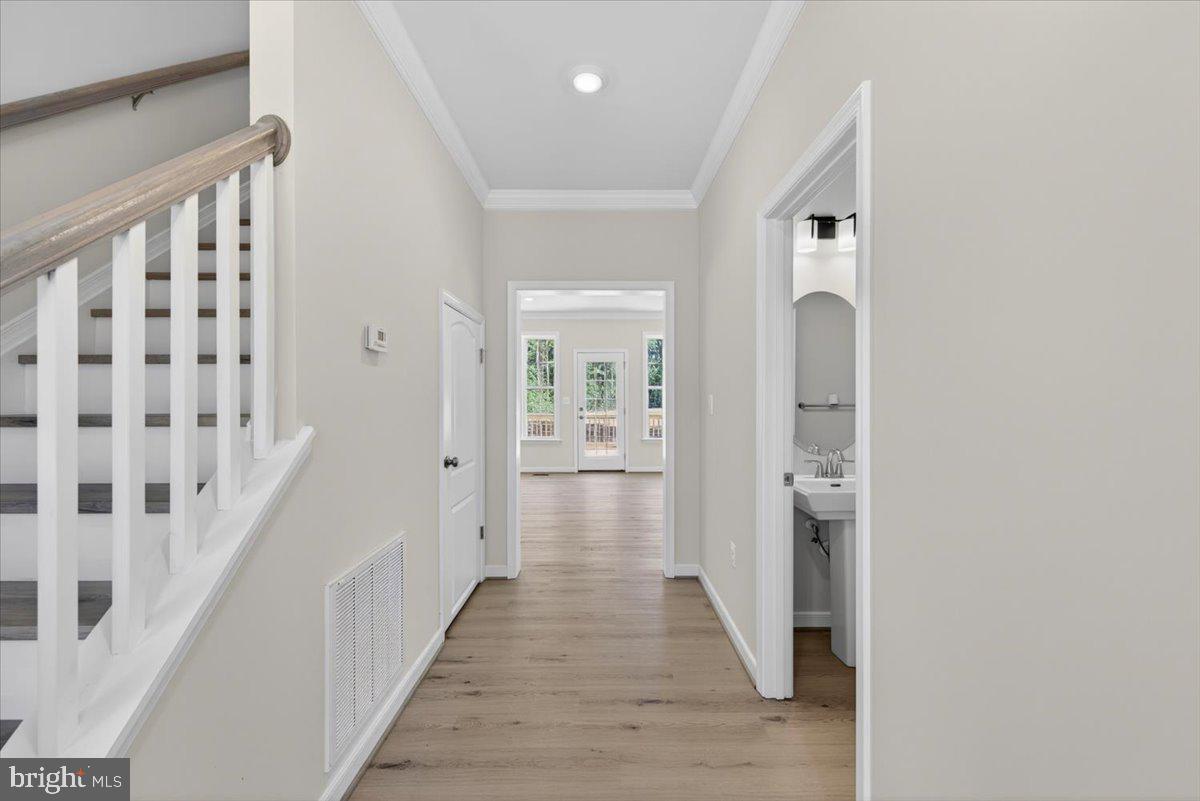 MILL RUN - Residential