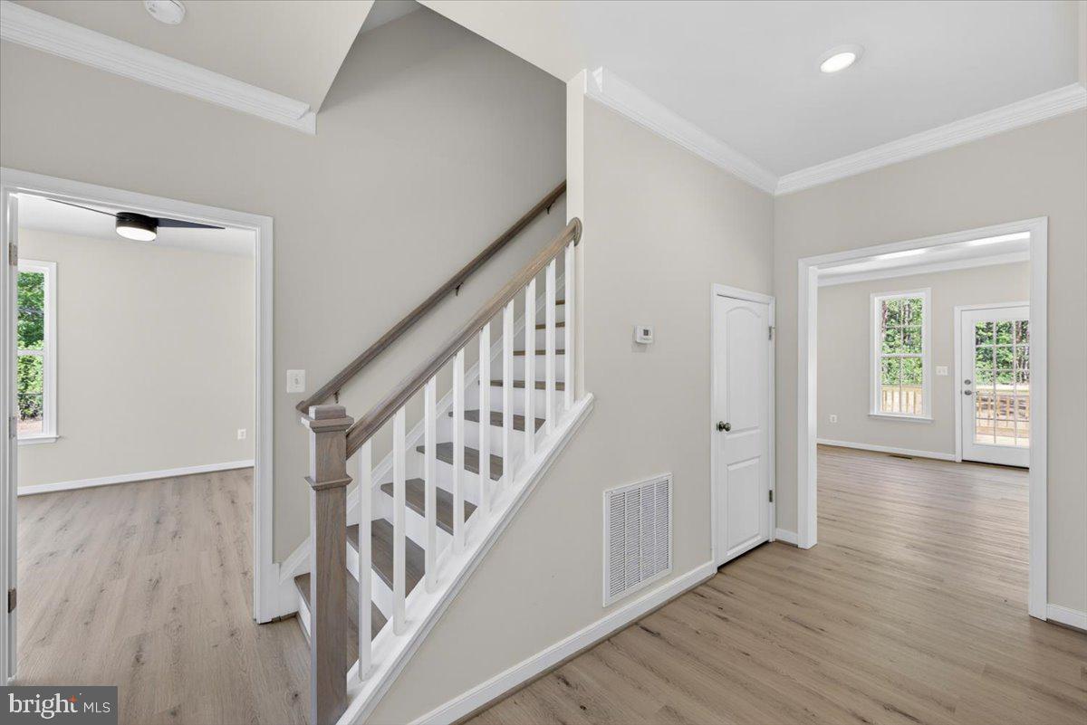 MILL RUN - Residential