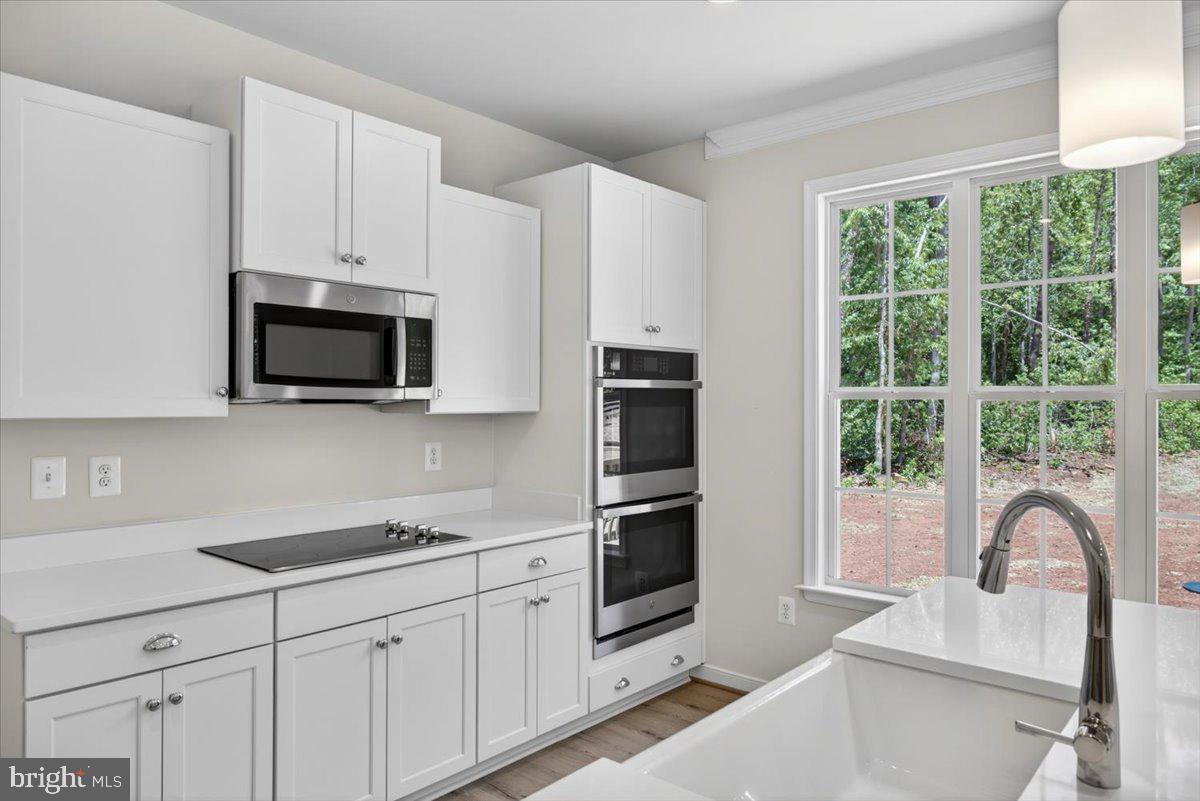 MILL RUN - Residential