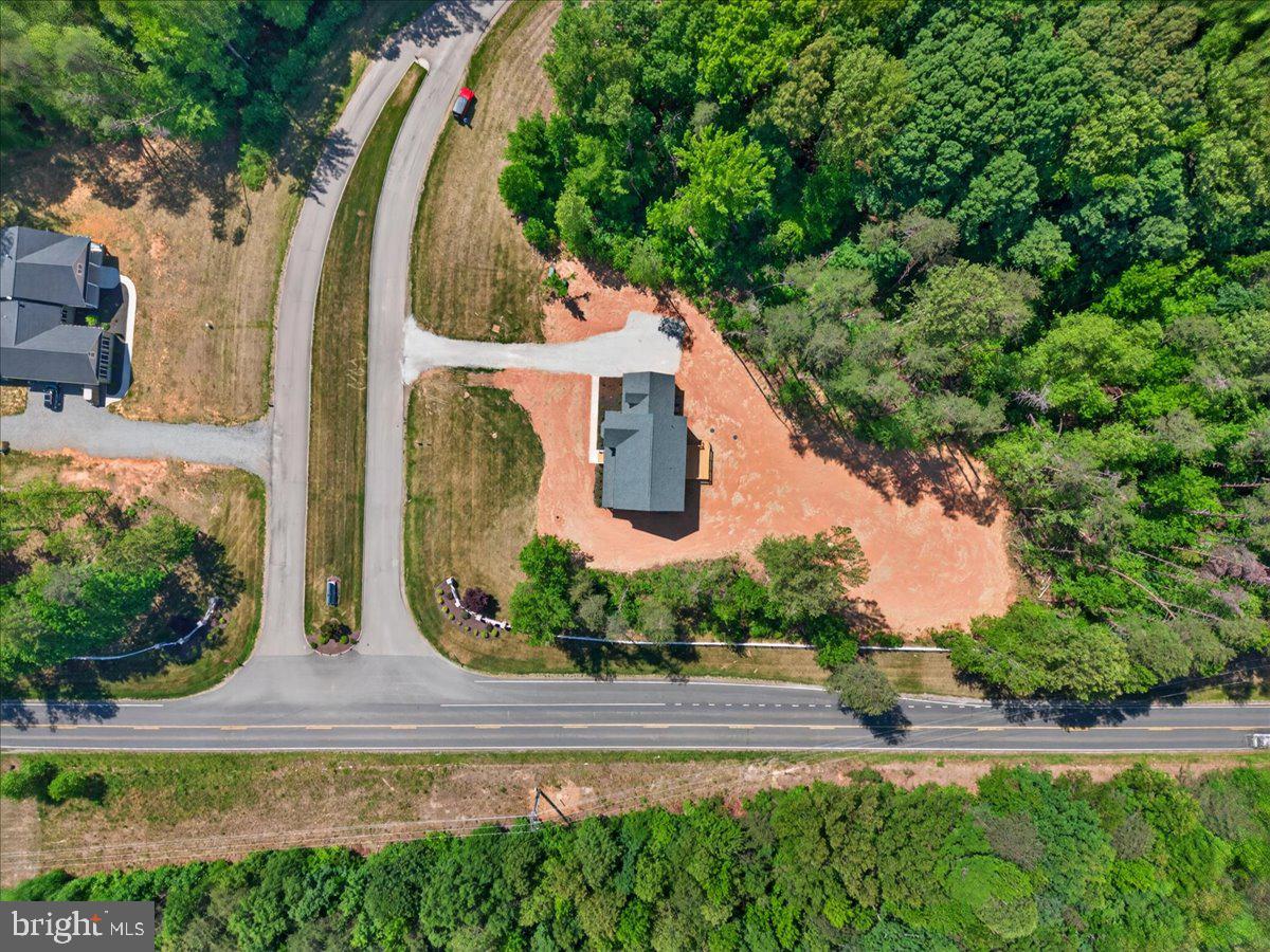 MILL RUN - Residential