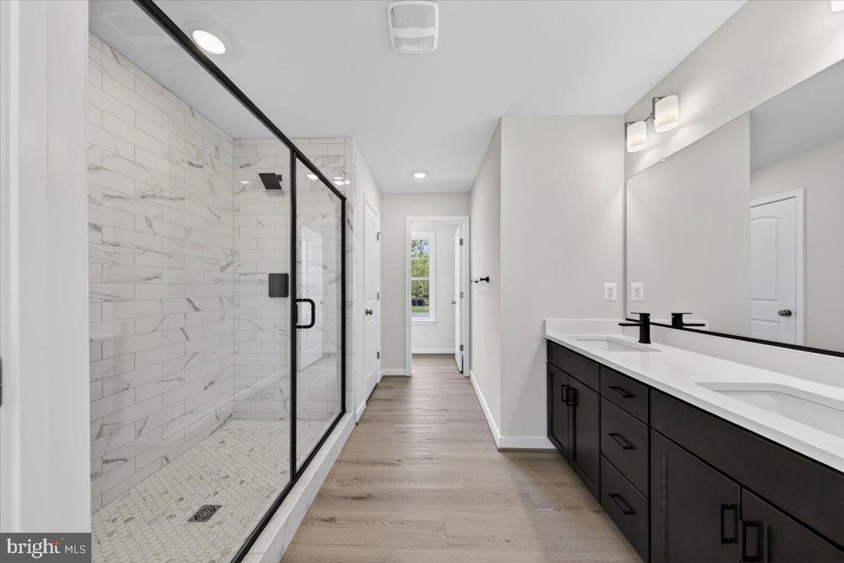 MILL RUN - Residential