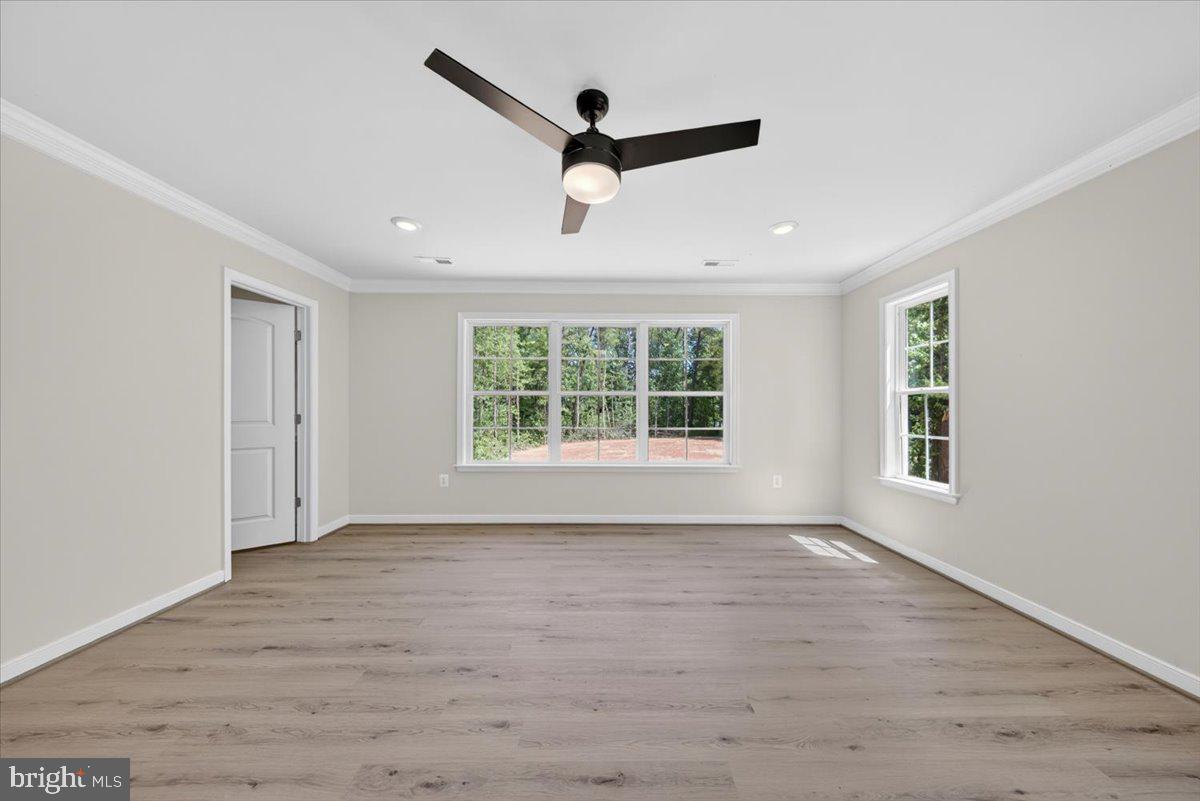 MILL RUN - Residential