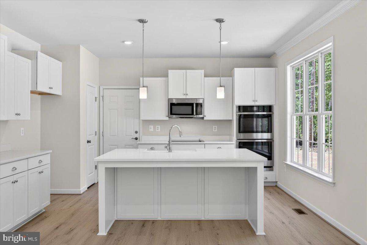 MILL RUN - Residential